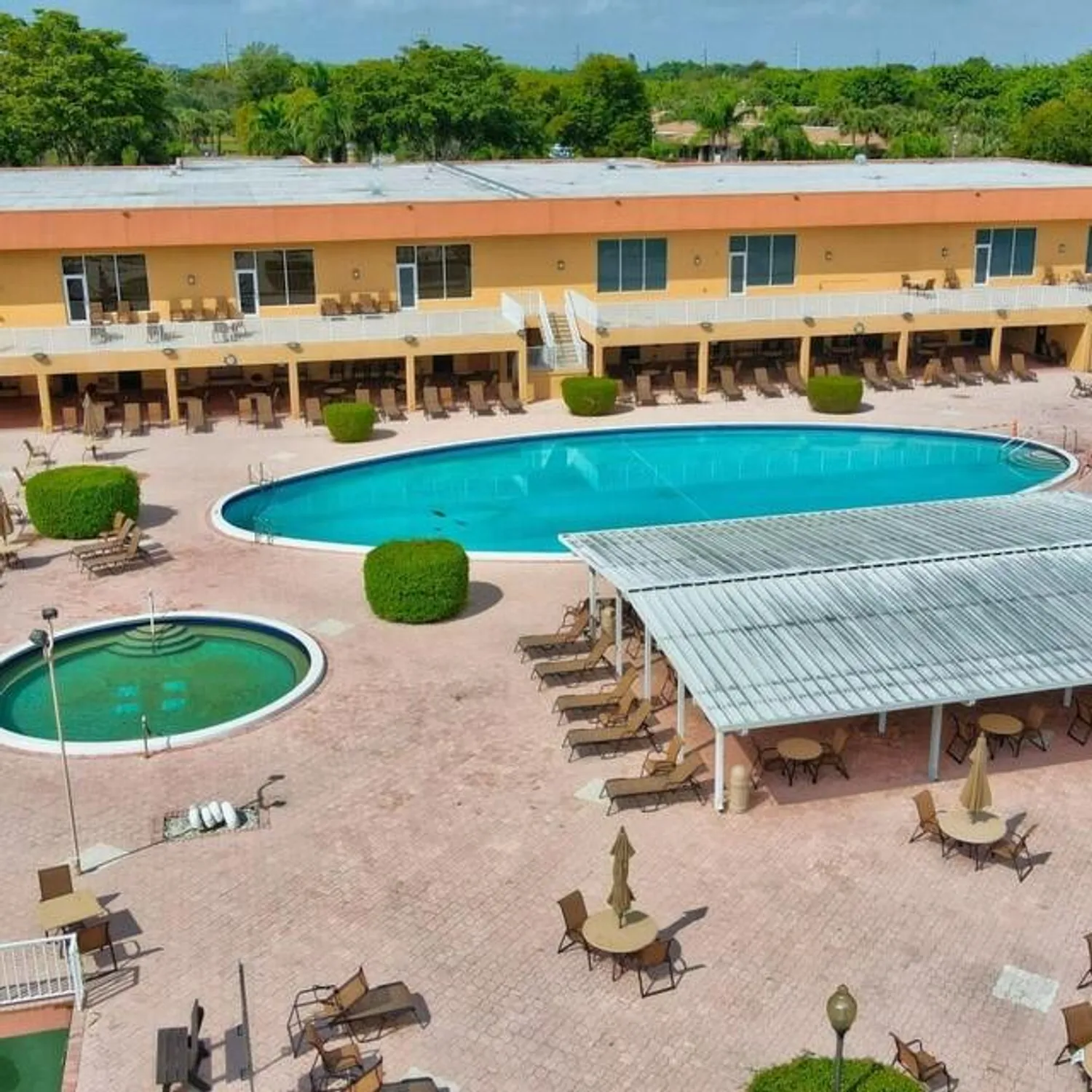 Property Slideshow image 22 of 29 | 15217 lakes of delray blvd 90, Delray Beach, FL, 33484