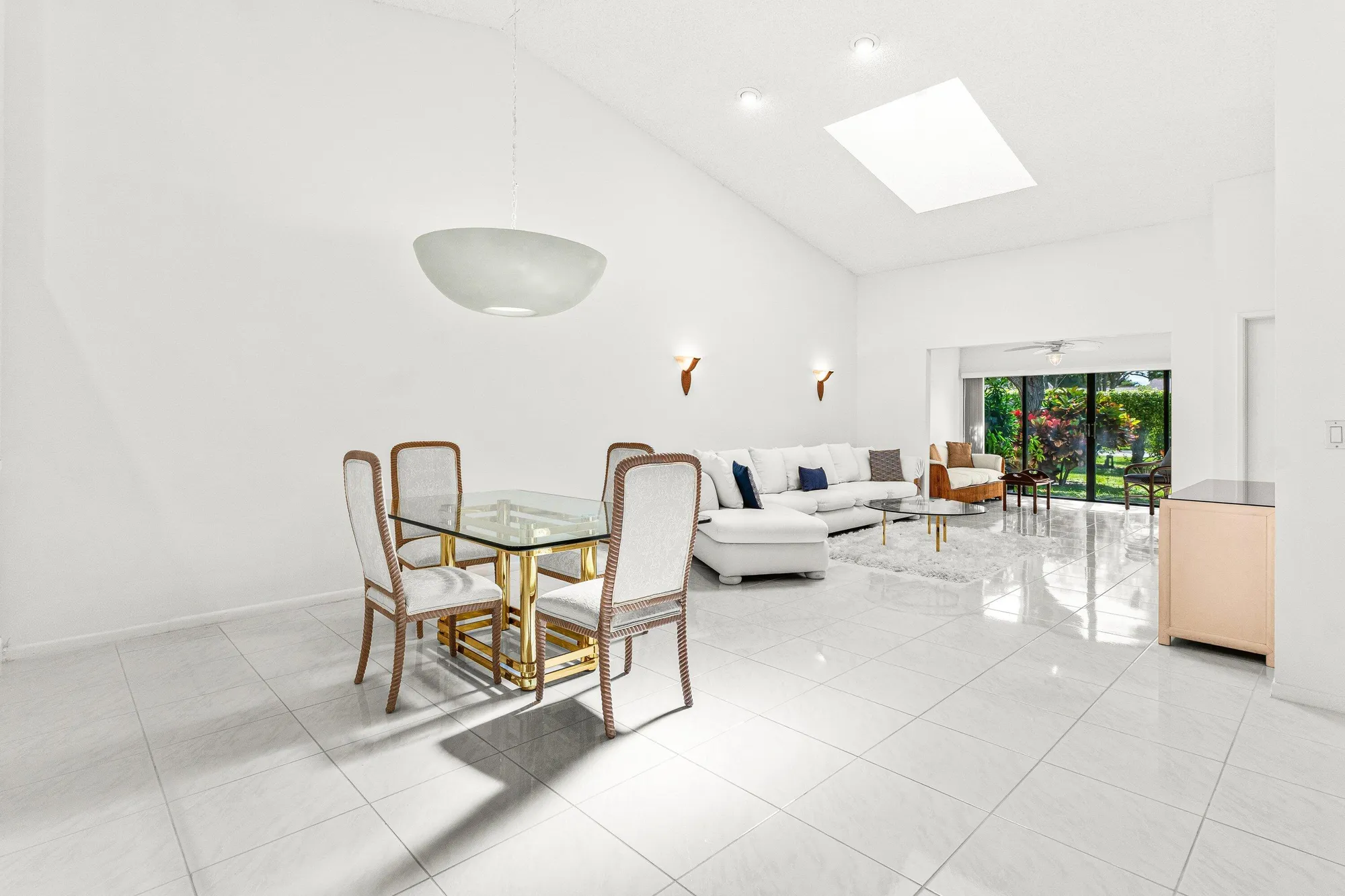 Property Slideshow image 9 of 42 | 8348 sunmeadow ln, Boca Raton, FL, 33496