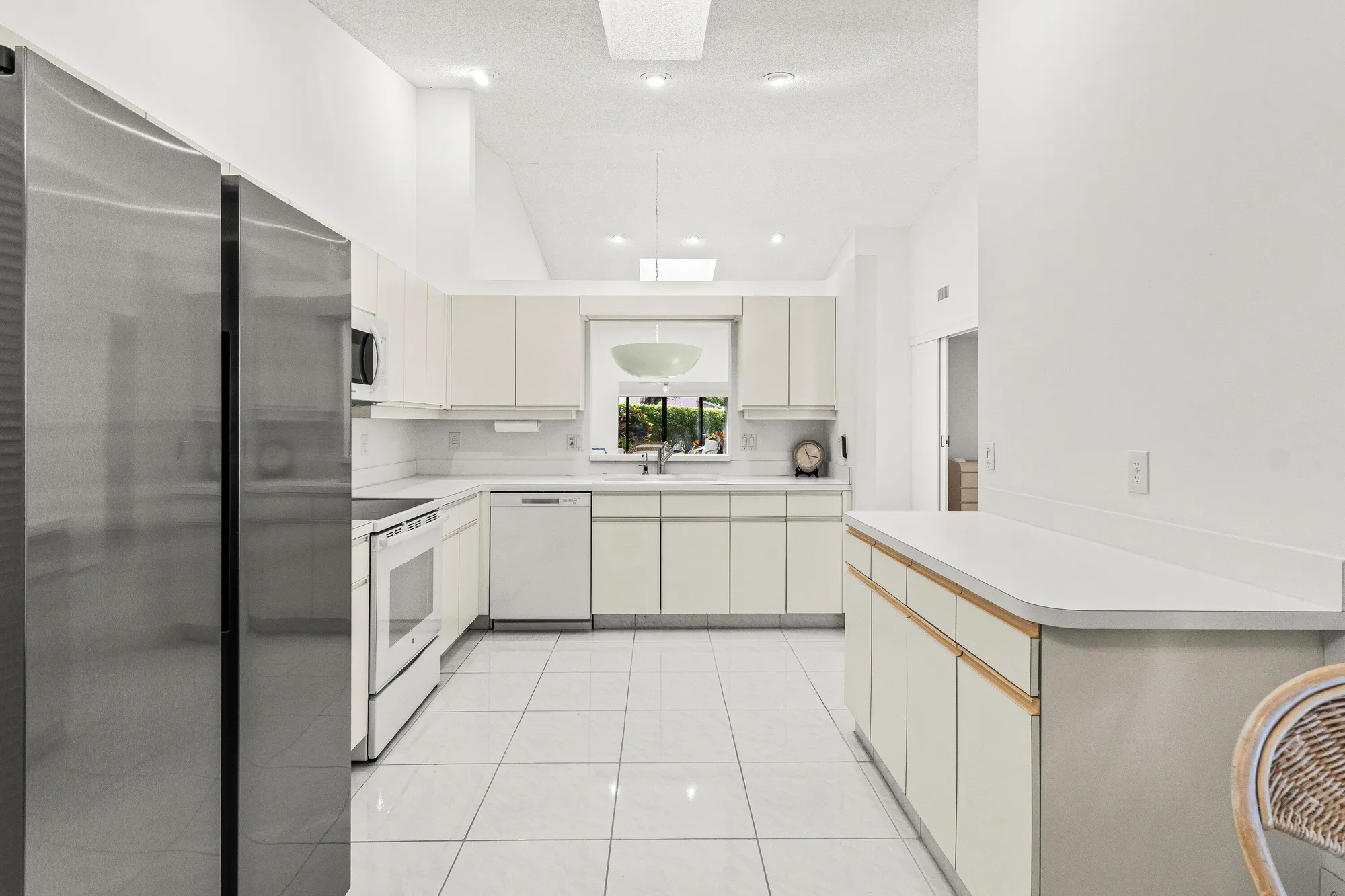 Property Slideshow image 13 of 42 | 8348 sunmeadow ln, Boca Raton, FL, 33496