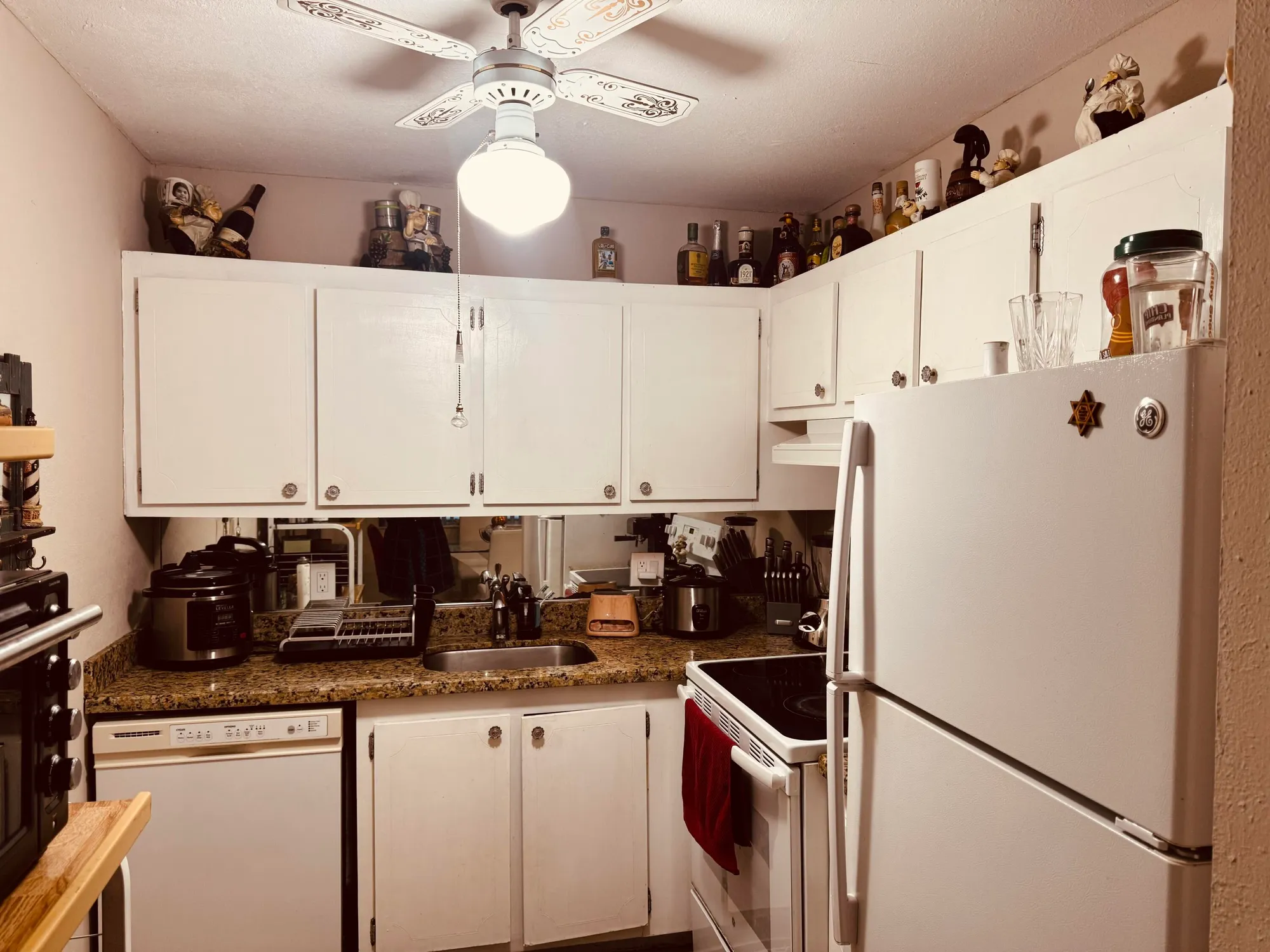 Property Slideshow image 6 of 14 | 3100 springdale blvd apt 310, Palm Springs, FL, 33461