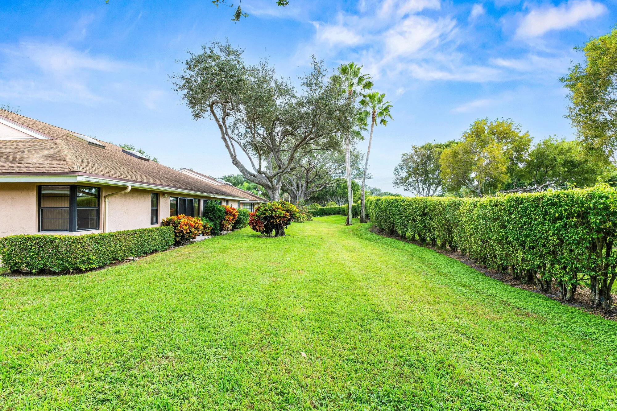 Property Slideshow image 28 of 42 | 8348 sunmeadow ln, Boca Raton, FL, 33496