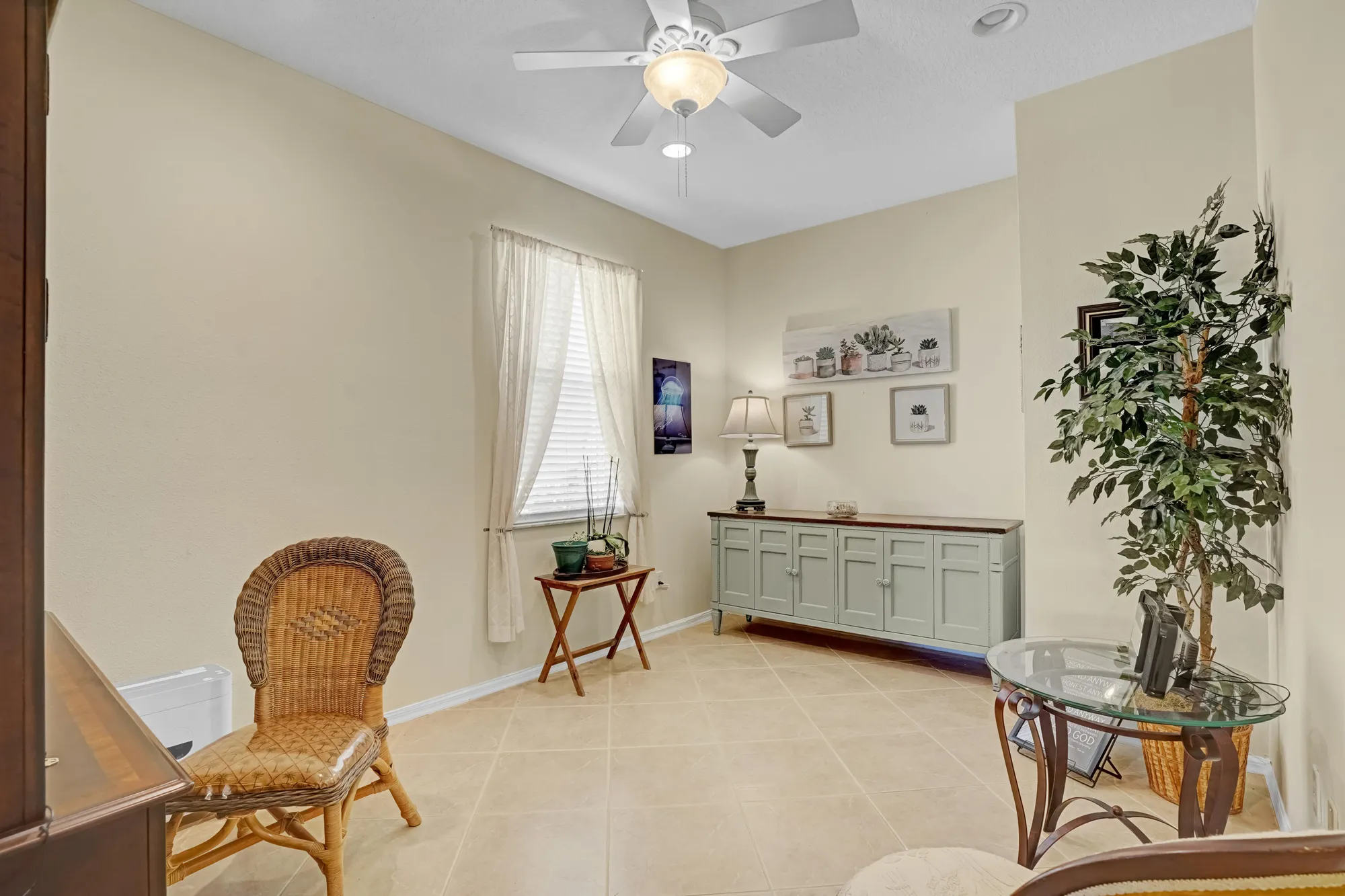 Property Slideshow image 14 of 40 | 362 sw coconut key way, Port Saint Lucie, FL, 34986