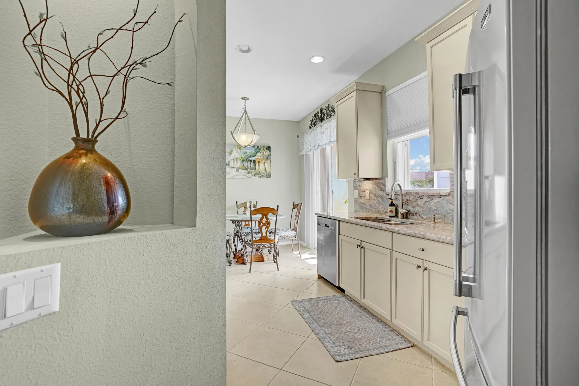 Property Slideshow image 15 of 40 | 362 sw coconut key way, Port Saint Lucie, FL, 34986