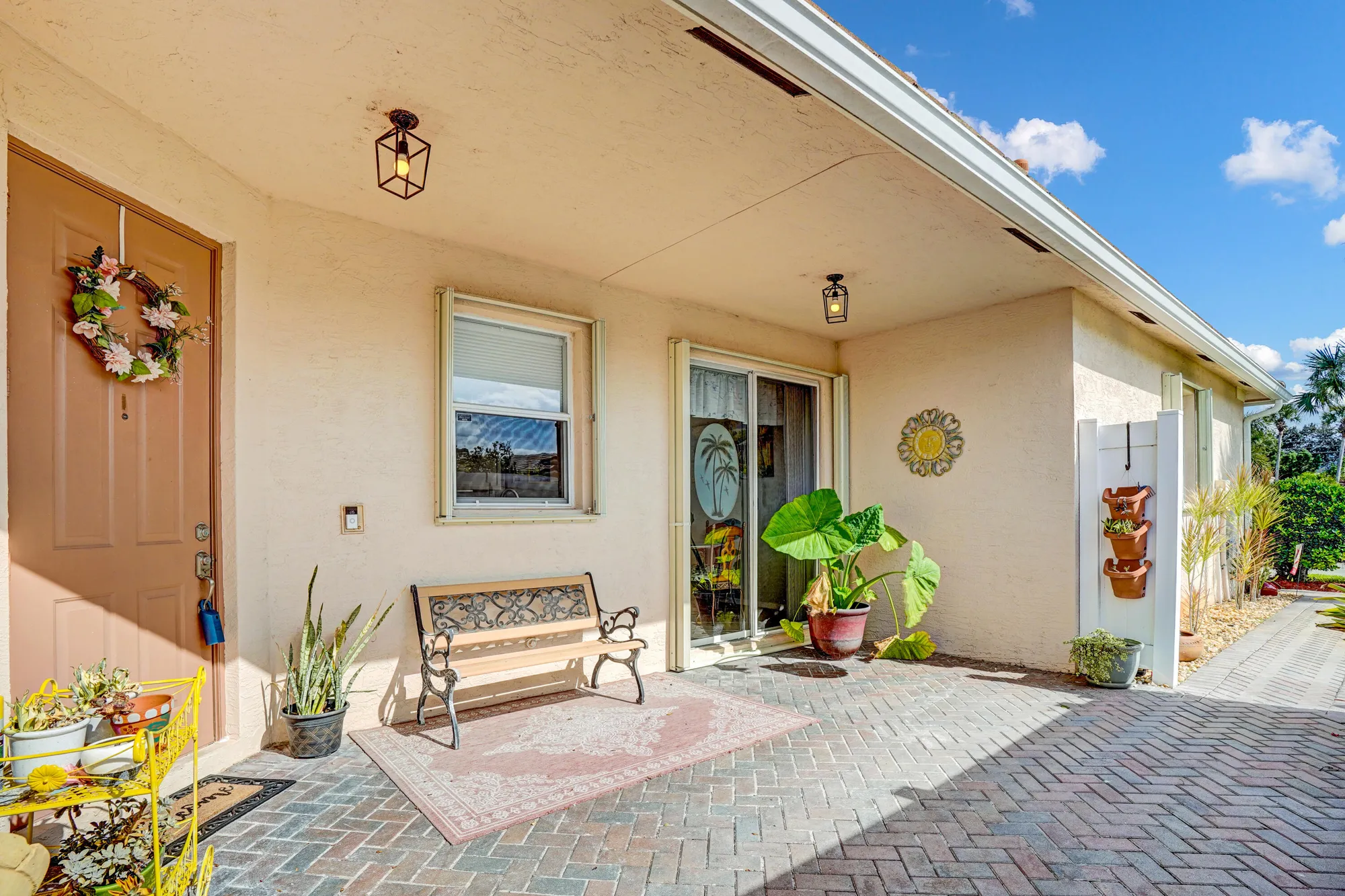 Property Slideshow image 5 of 40 | 362 sw coconut key way, Port Saint Lucie, FL, 34986