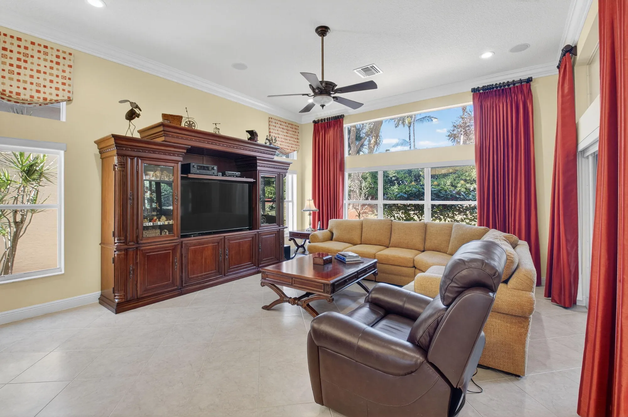 Property Slideshow image 18 of 79 | 7419 maple ridge trl, Boynton Beach, FL, 33437