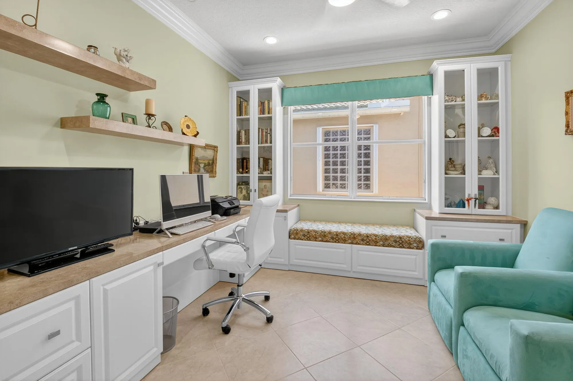Property Slideshow image 29 of 79 | 7419 maple ridge trl, Boynton Beach, FL, 33437