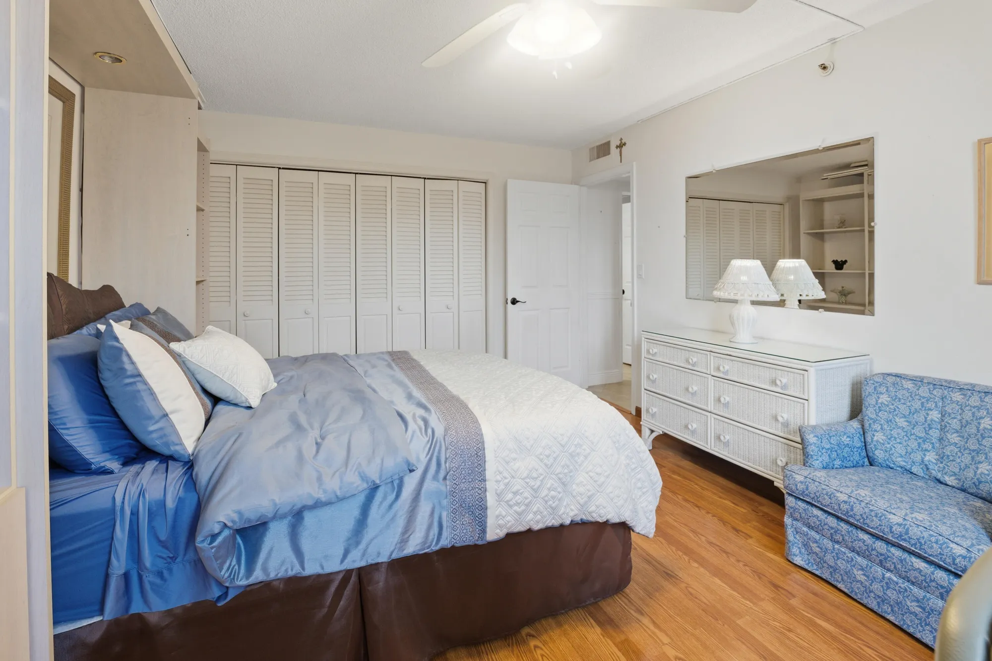 Property Slideshow image 16 of 18 | 375 beach rd 201, Tequesta, FL, 33469