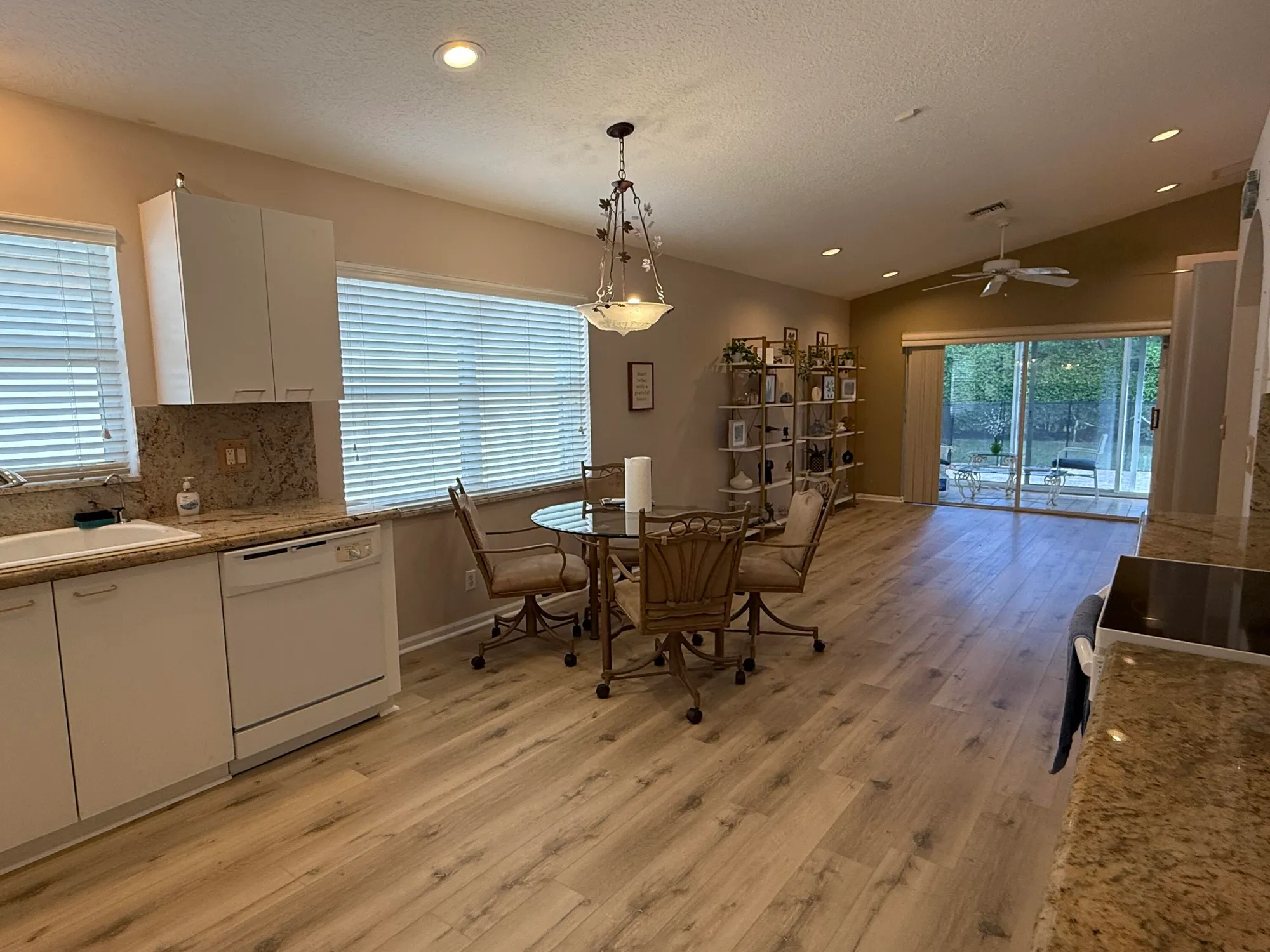 Property Slideshow image 5 of 18 | 5730 royal club dr, Boynton Beach, FL, 33437