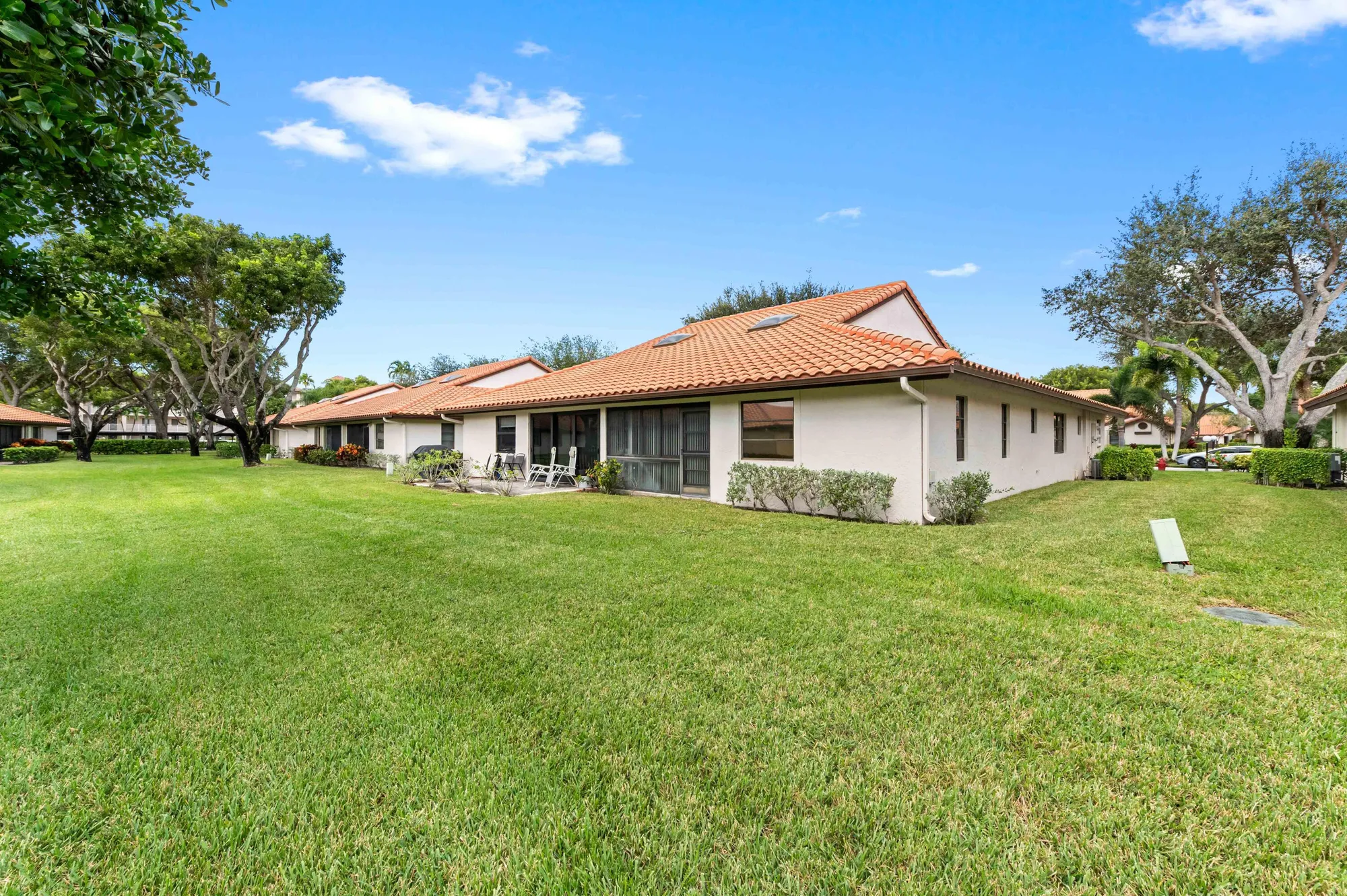 Property Slideshow image 25 of 102 | 6126 sunny pointe cir, Delray Beach, FL, 33484