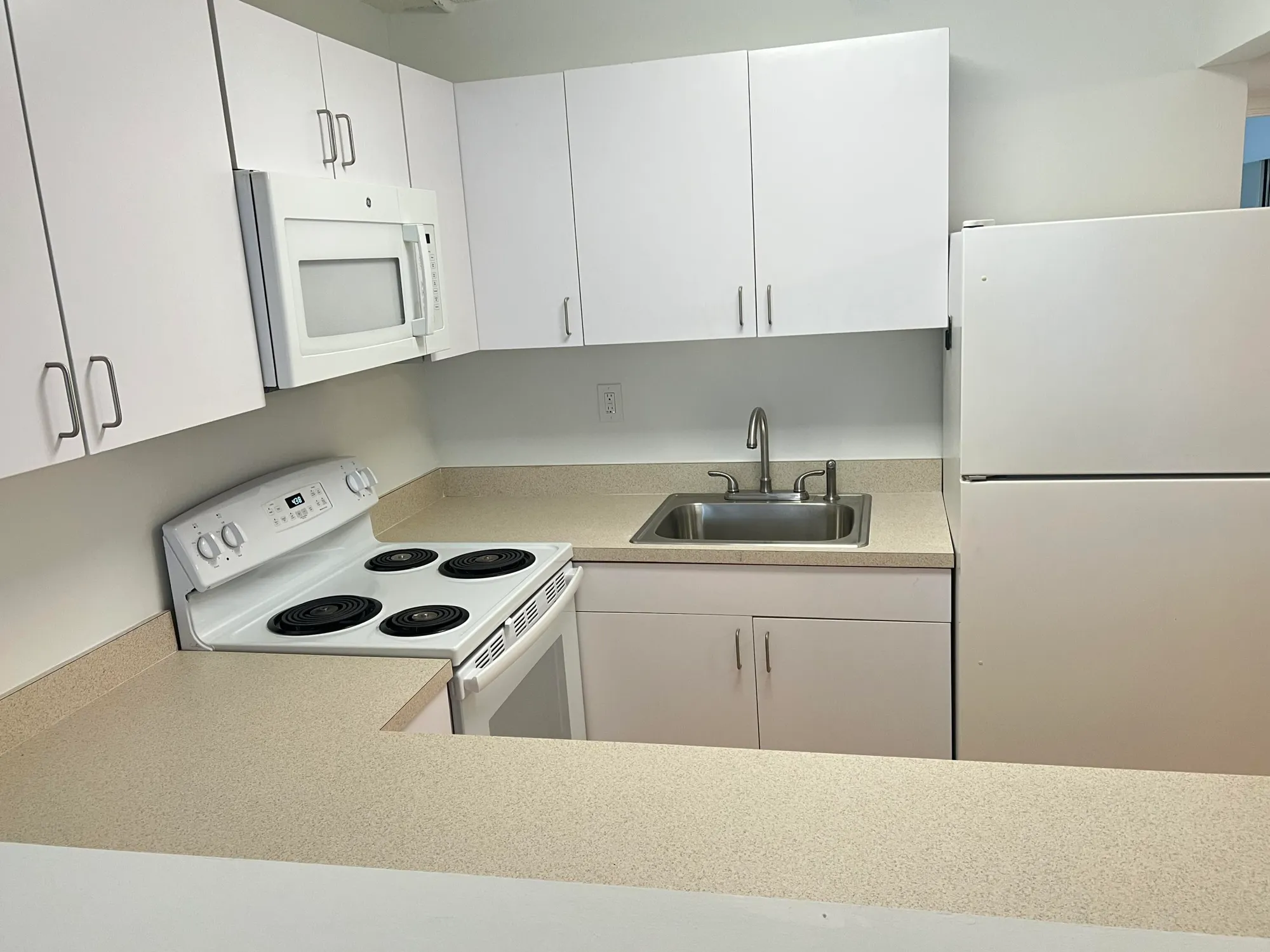 Property Slideshow image 8 of 32 | 85 andover d, West Palm Beach, FL, 33417