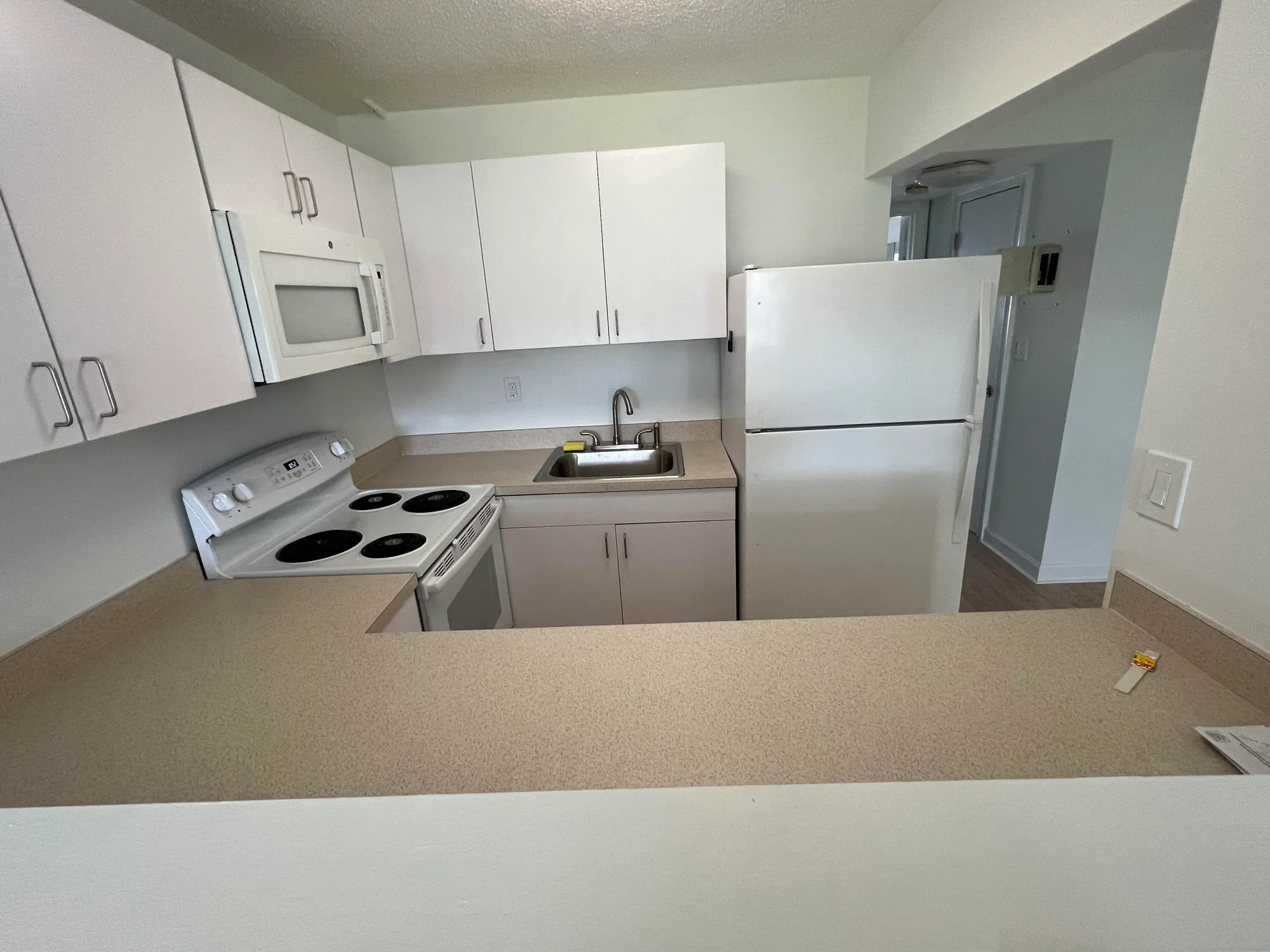 Property Slideshow image 13 of 32 | 85 andover d, West Palm Beach, FL, 33417