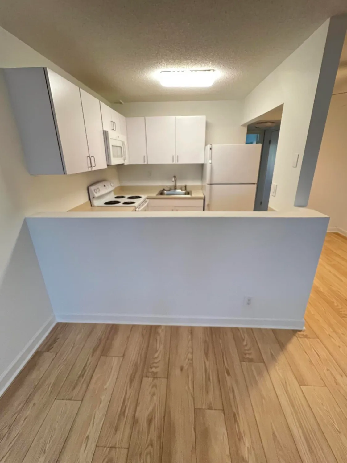 Property Slideshow image 14 of 32 | 85 andover d, West Palm Beach, FL, 33417