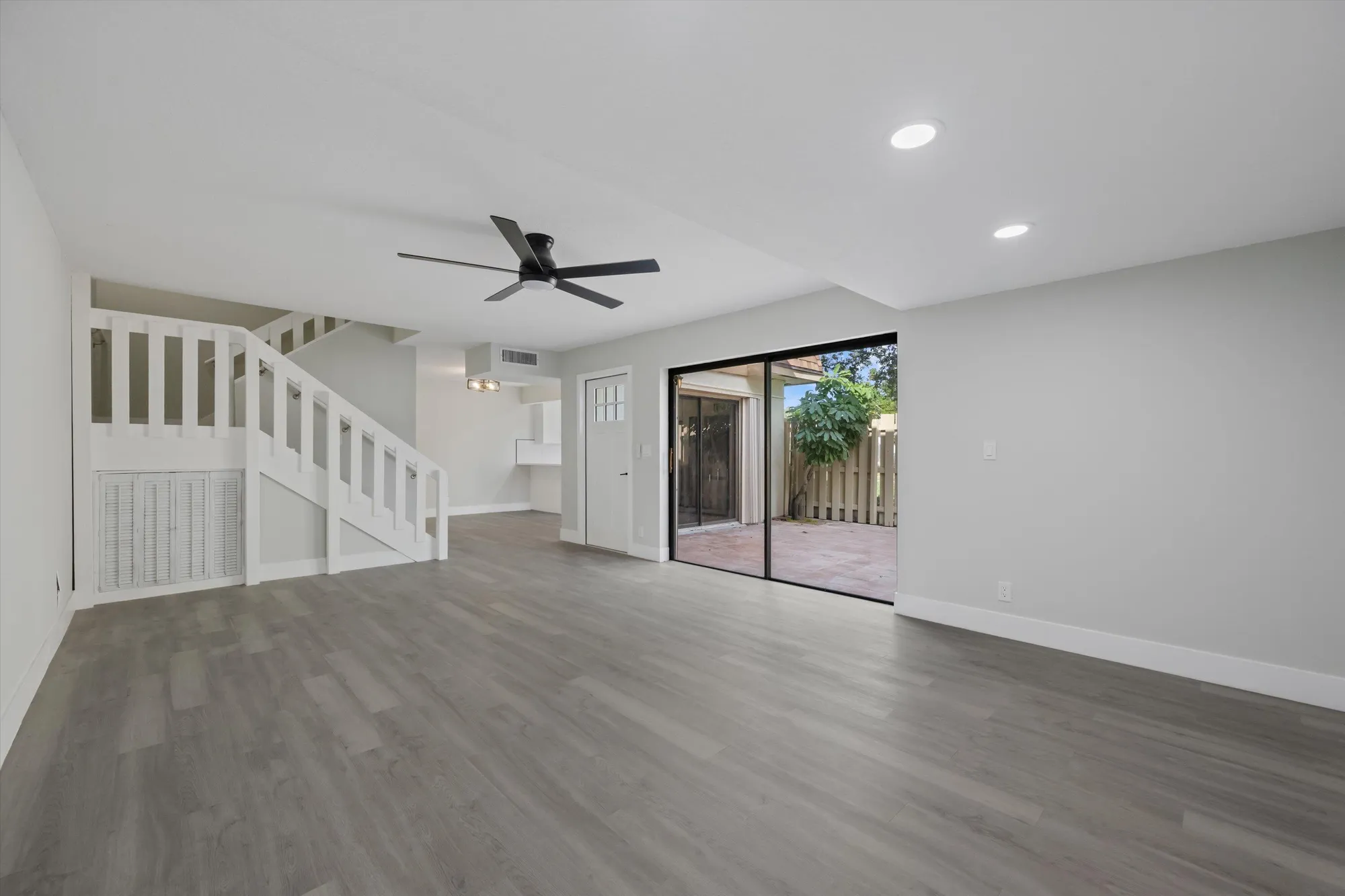 Property Slideshow image 4 of 21 | 779 nw 30th ave c, Delray Beach, FL, 33445