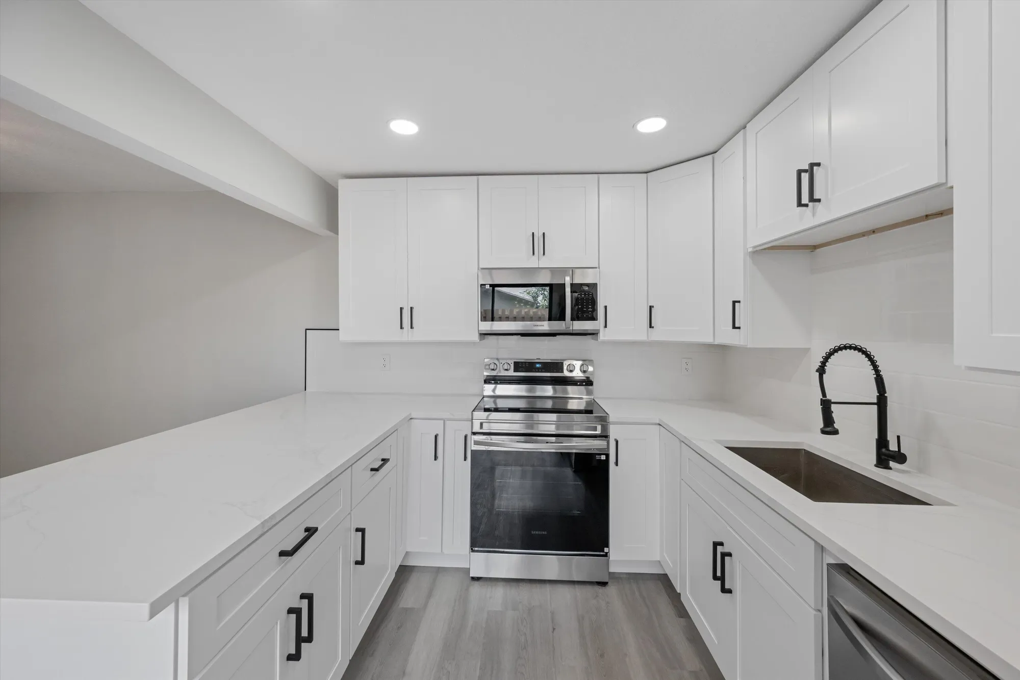 Property Slideshow image 12 of 21 | 779 nw 30th ave c, Delray Beach, FL, 33445