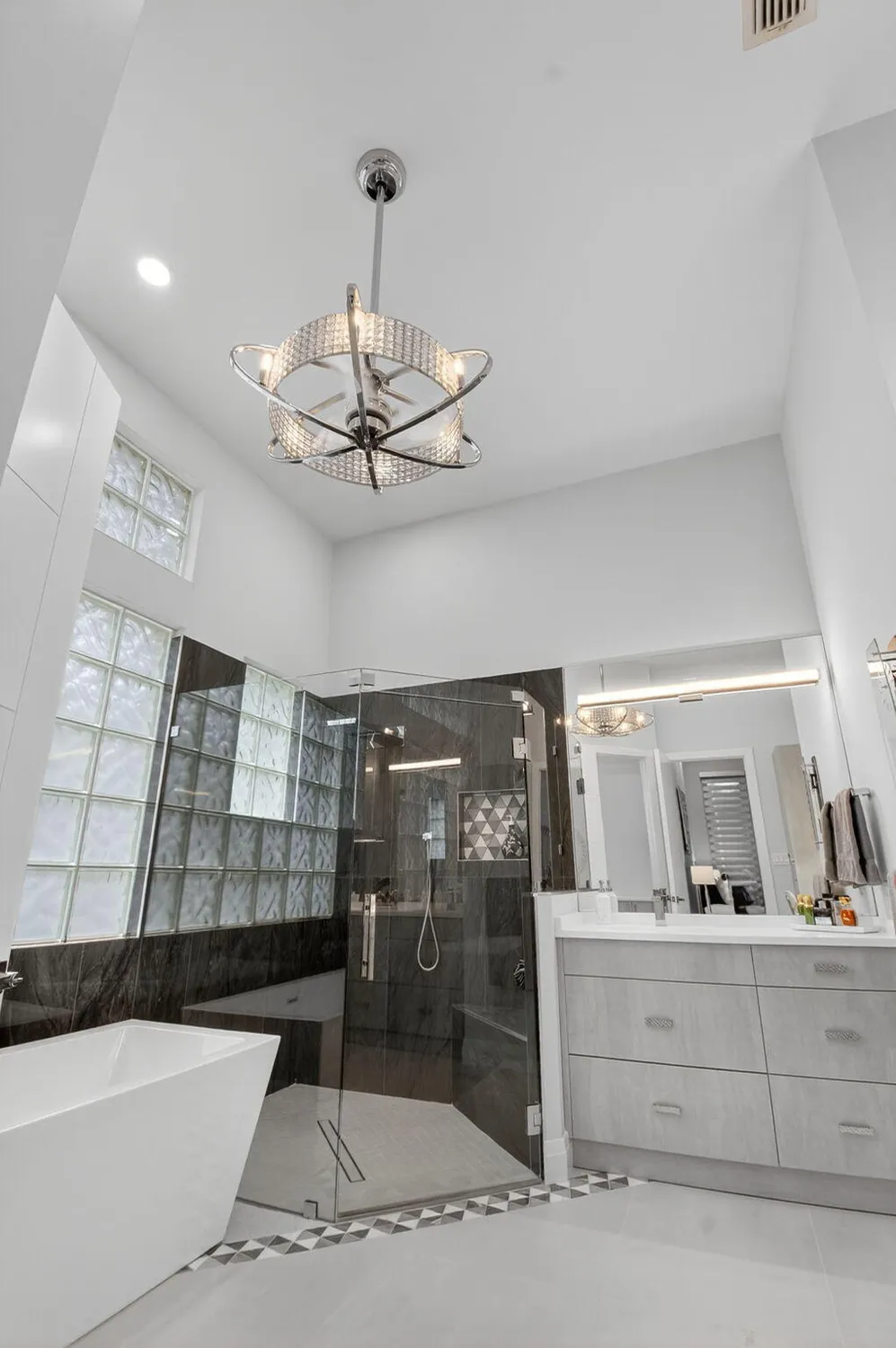 Property Slideshow image 43 of 106 | 6942 fairway lakes dr, Boynton Beach, FL, 33472