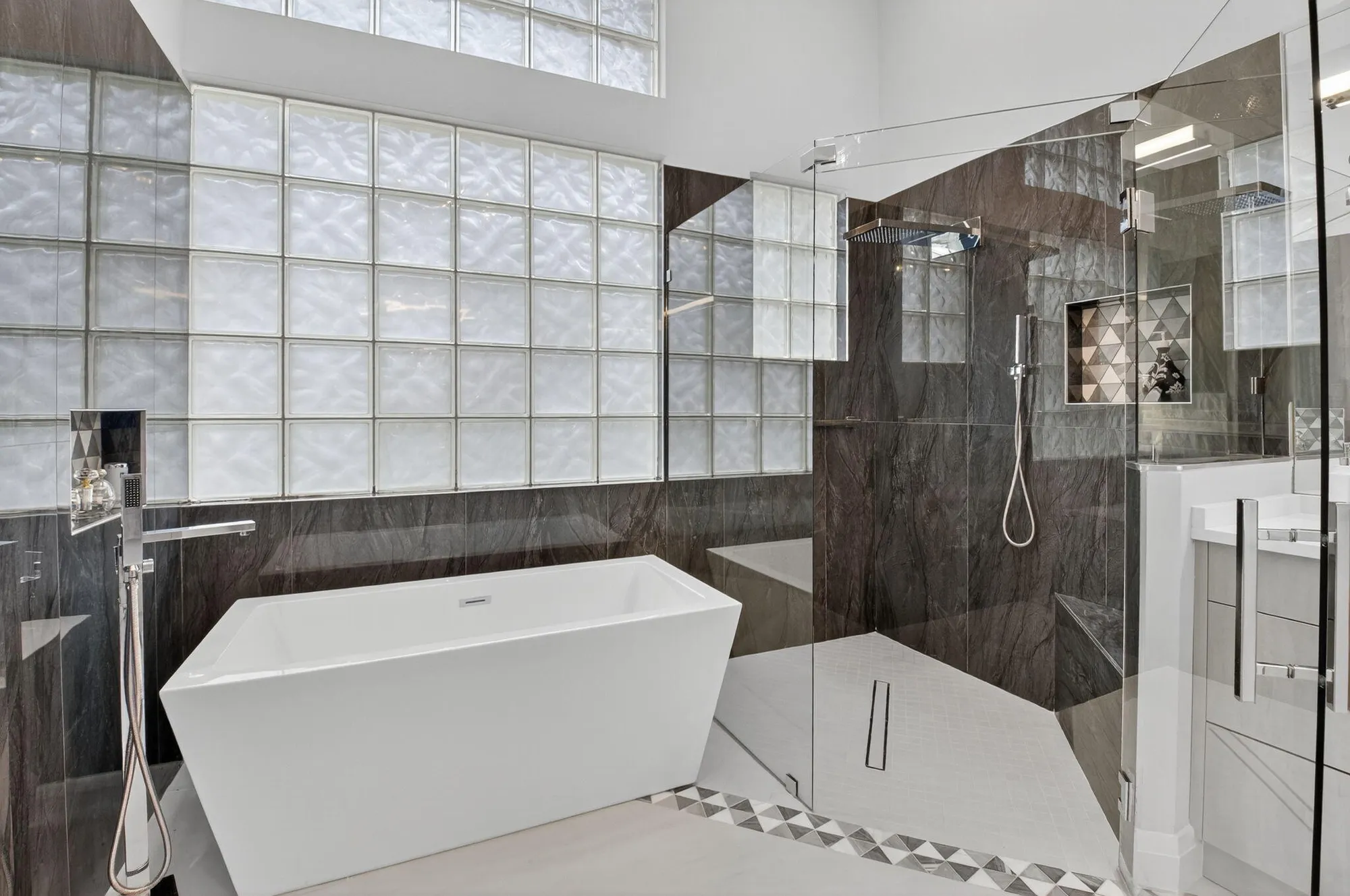 Property Slideshow image 38 of 106 | 6942 fairway lakes dr, Boynton Beach, FL, 33472