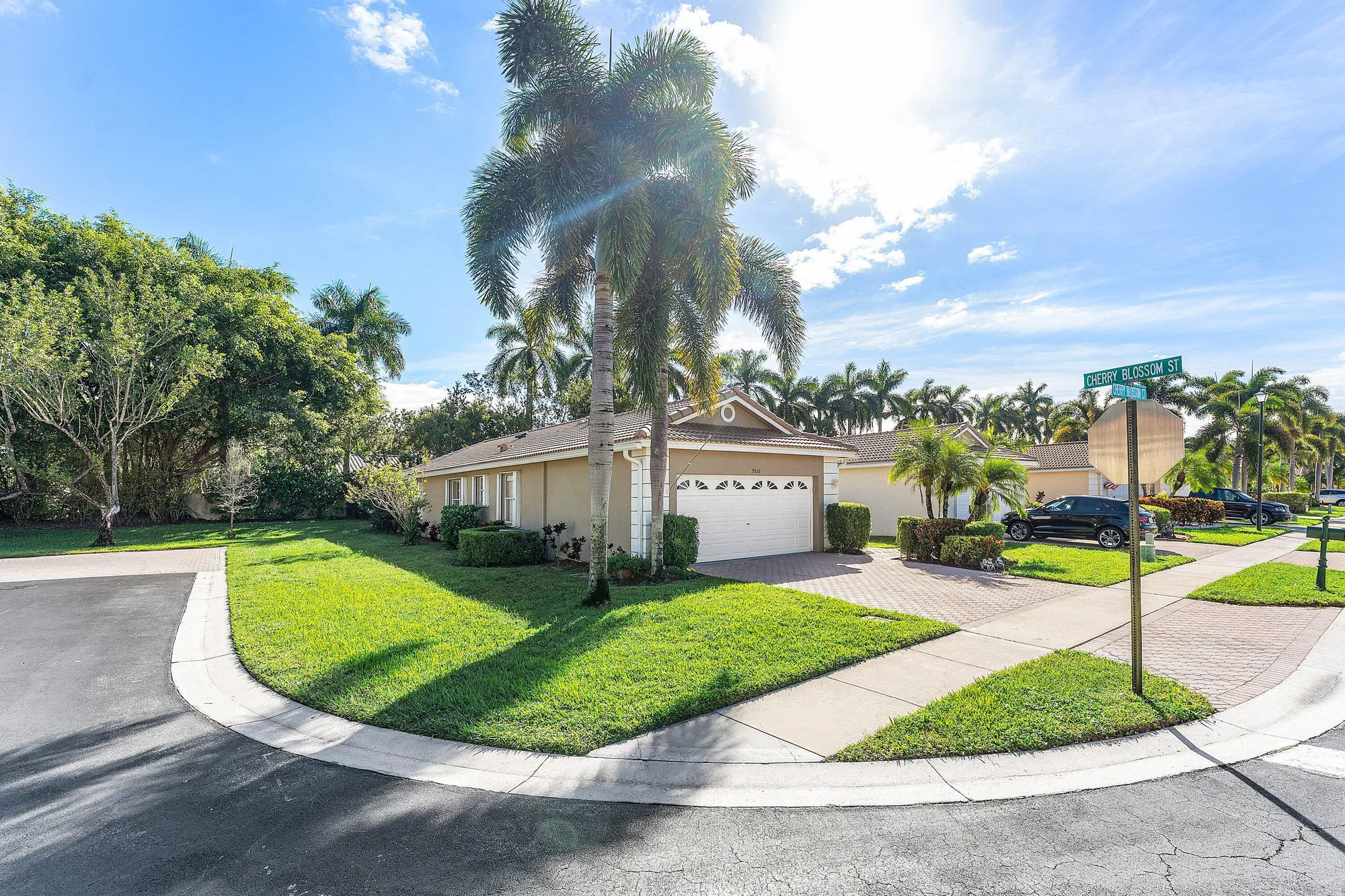 Property Slideshow image 2 of 57 | 9526 cherry blossom ct, Boynton Beach, FL, 33437