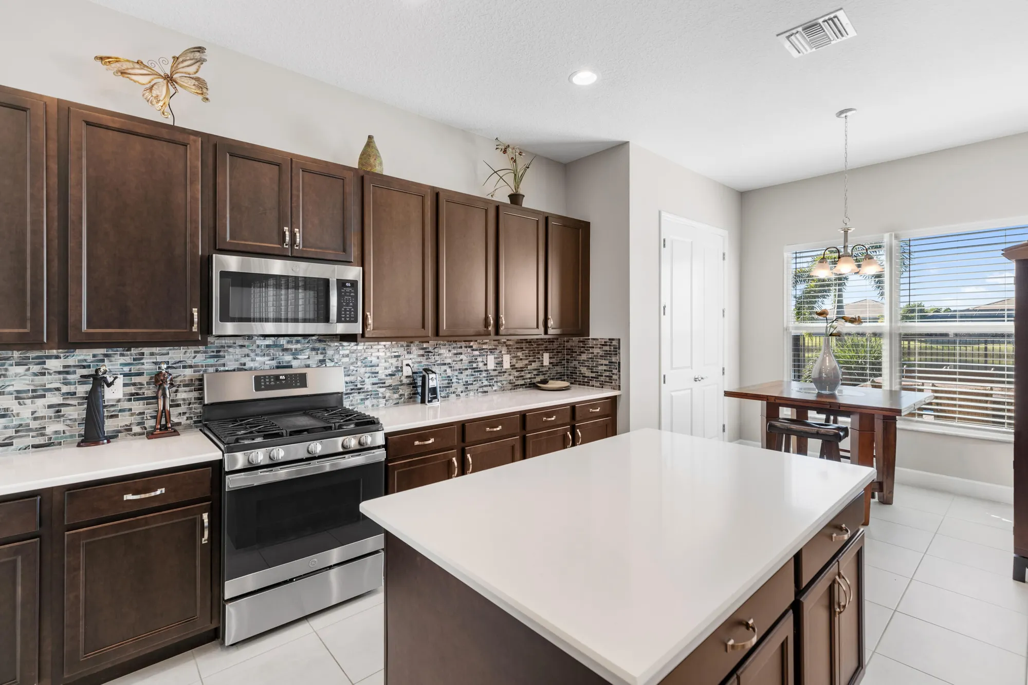 Property Slideshow image 20 of 95 | 11974 sw laguna bay pkwy, Port Saint Lucie, FL, 34987