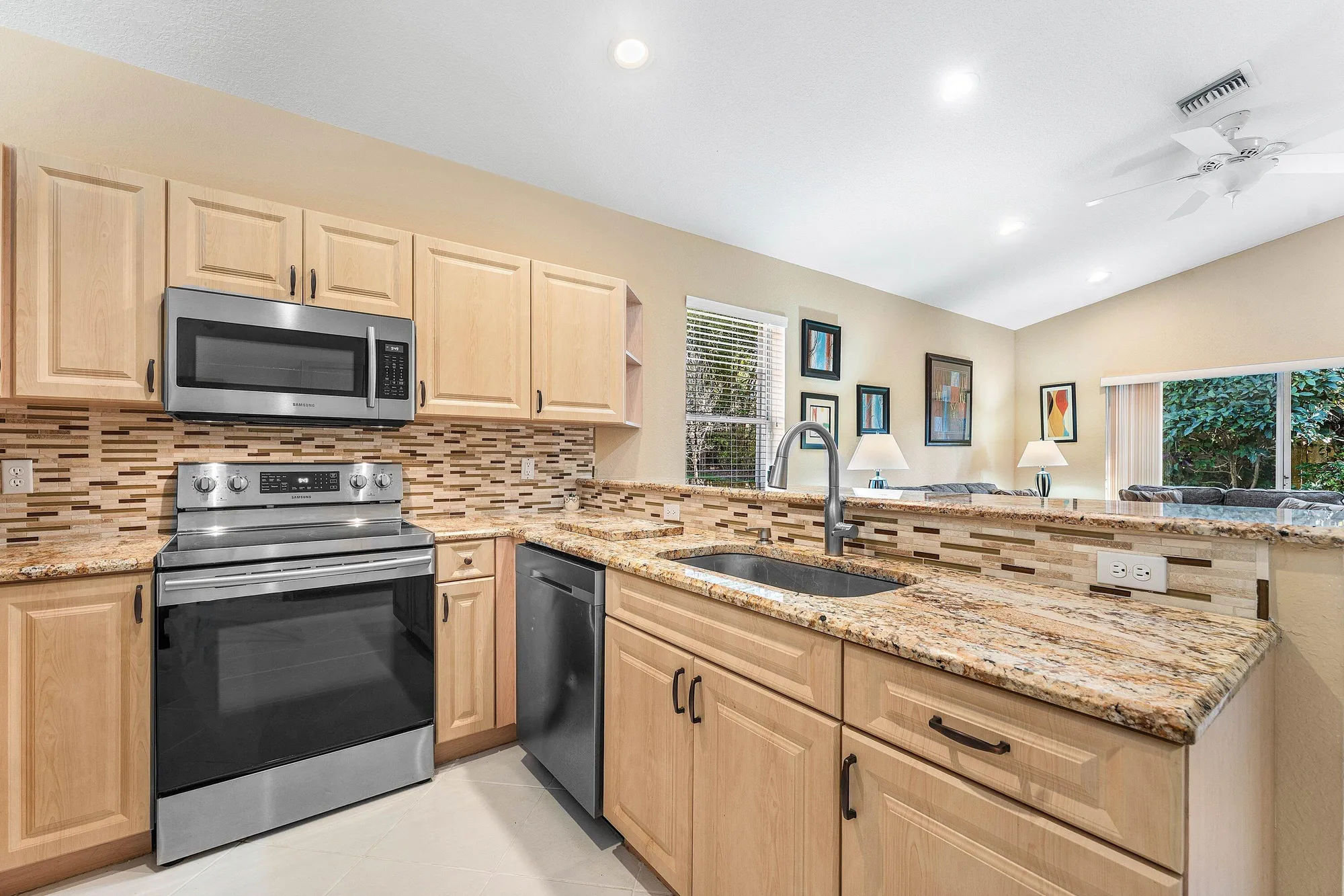 Property Slideshow image 4 of 57 | 9526 cherry blossom ct, Boynton Beach, FL, 33437