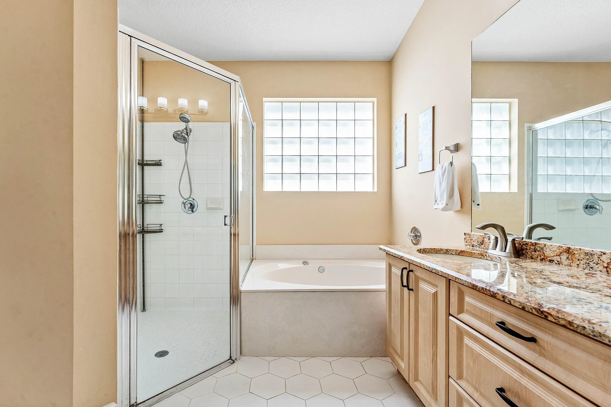 Property Slideshow image 16 of 57 | 9526 cherry blossom ct, Boynton Beach, FL, 33437