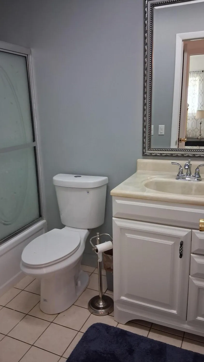 Property Slideshow image 17 of 25 | 101 leisure lake cir apt 101, Boynton Beach, FL, 33426