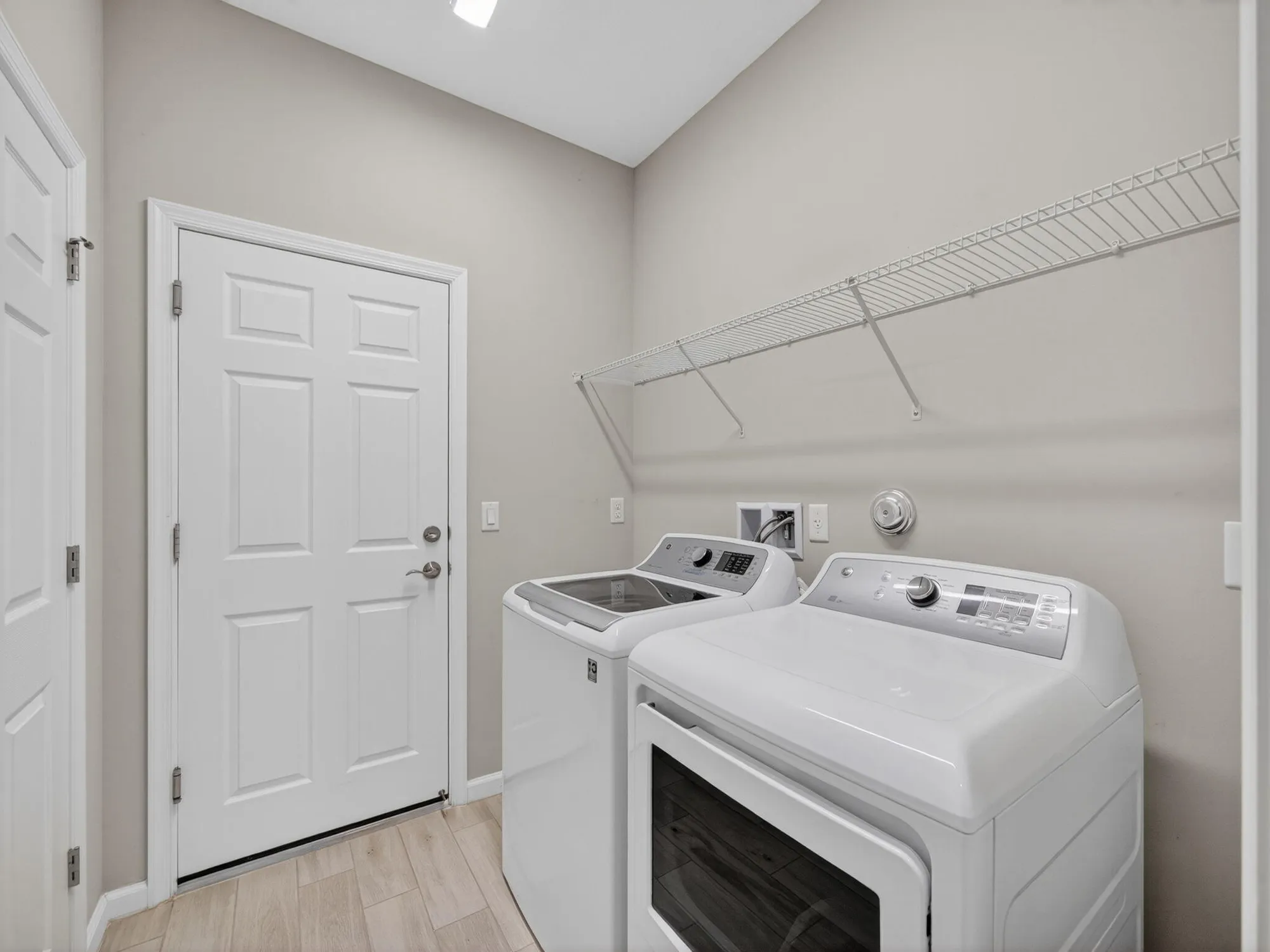 Property Slideshow image 22 of 115 | 12873 sw lake fern cir, Port Saint Lucie, FL, 34987