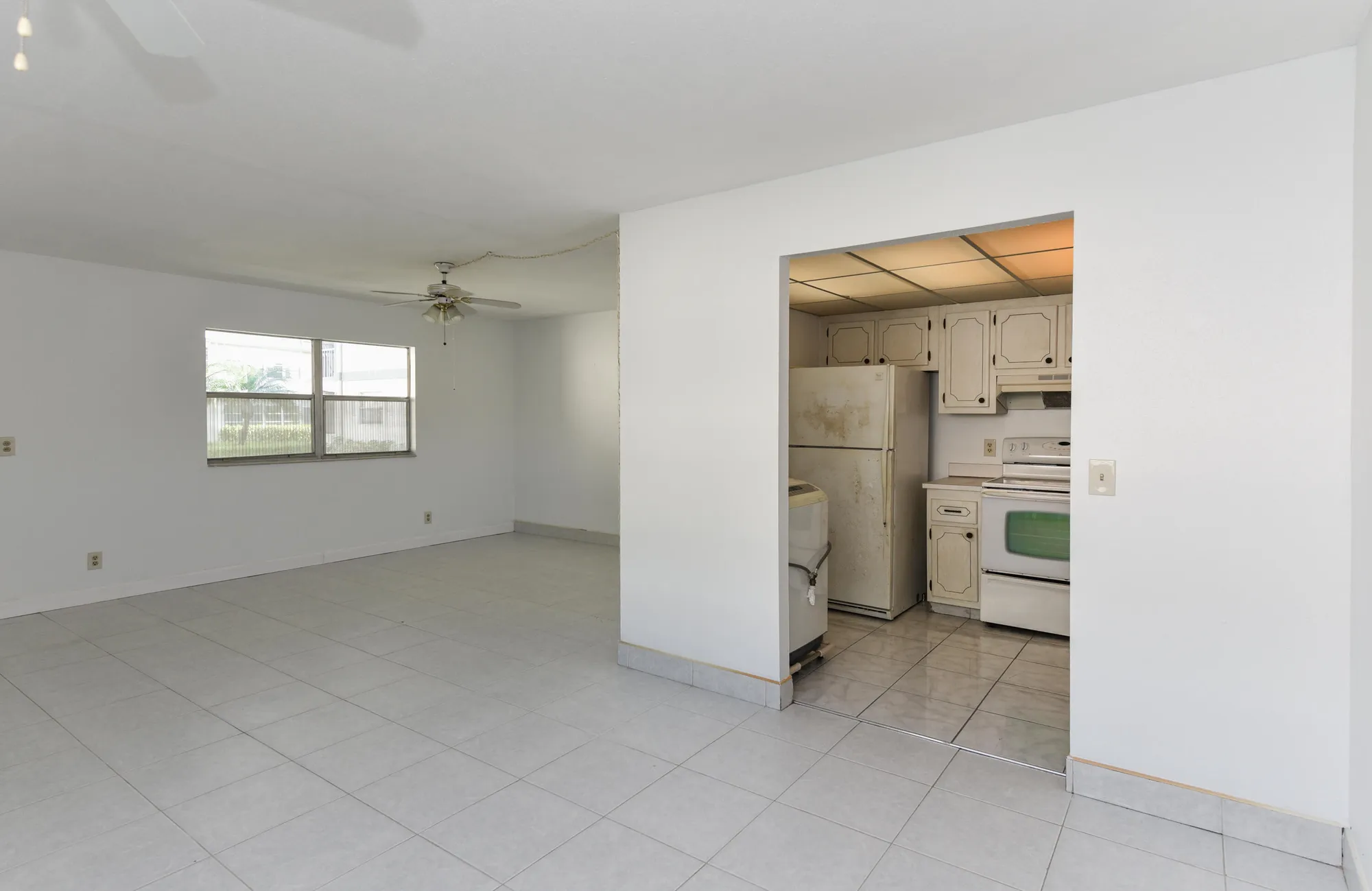 Property Slideshow image 11 of 30 | 398 flanders i i, Delray Beach, FL, 33484