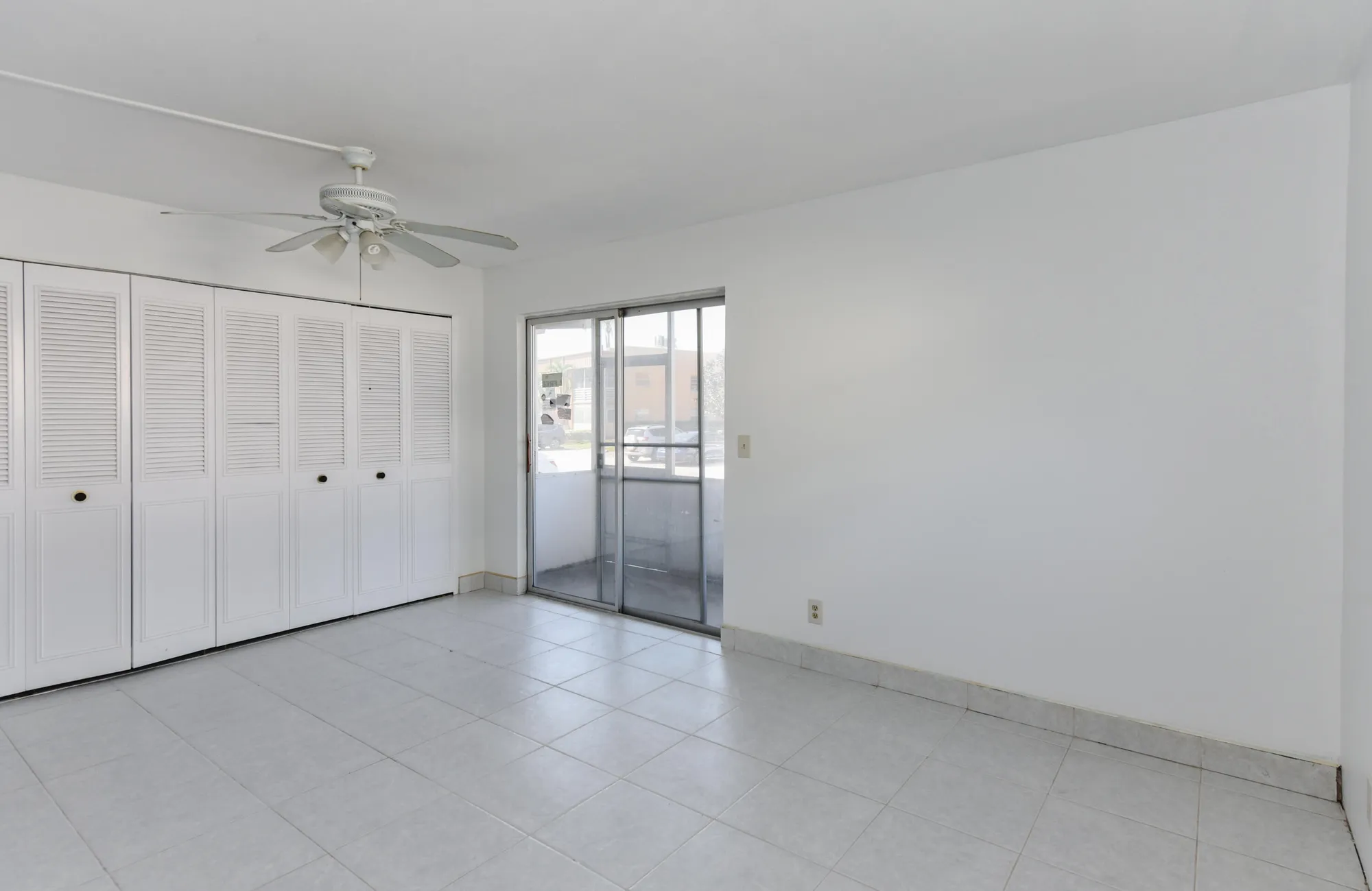 Property Slideshow image 17 of 30 | 398 flanders i i, Delray Beach, FL, 33484