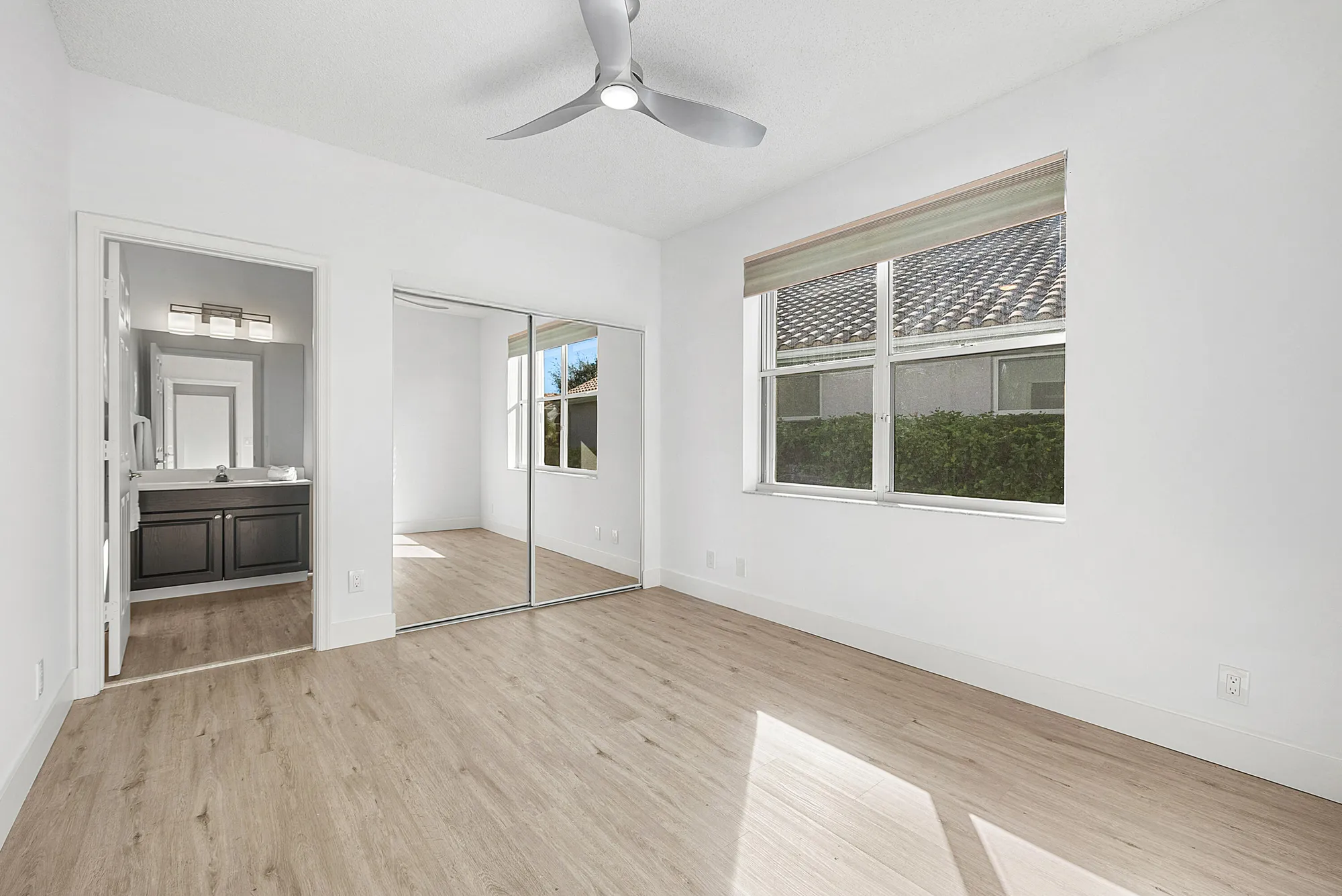 Property Slideshow image 37 of 77 | 8706 rothbury ln, Boynton Beach, FL, 33472