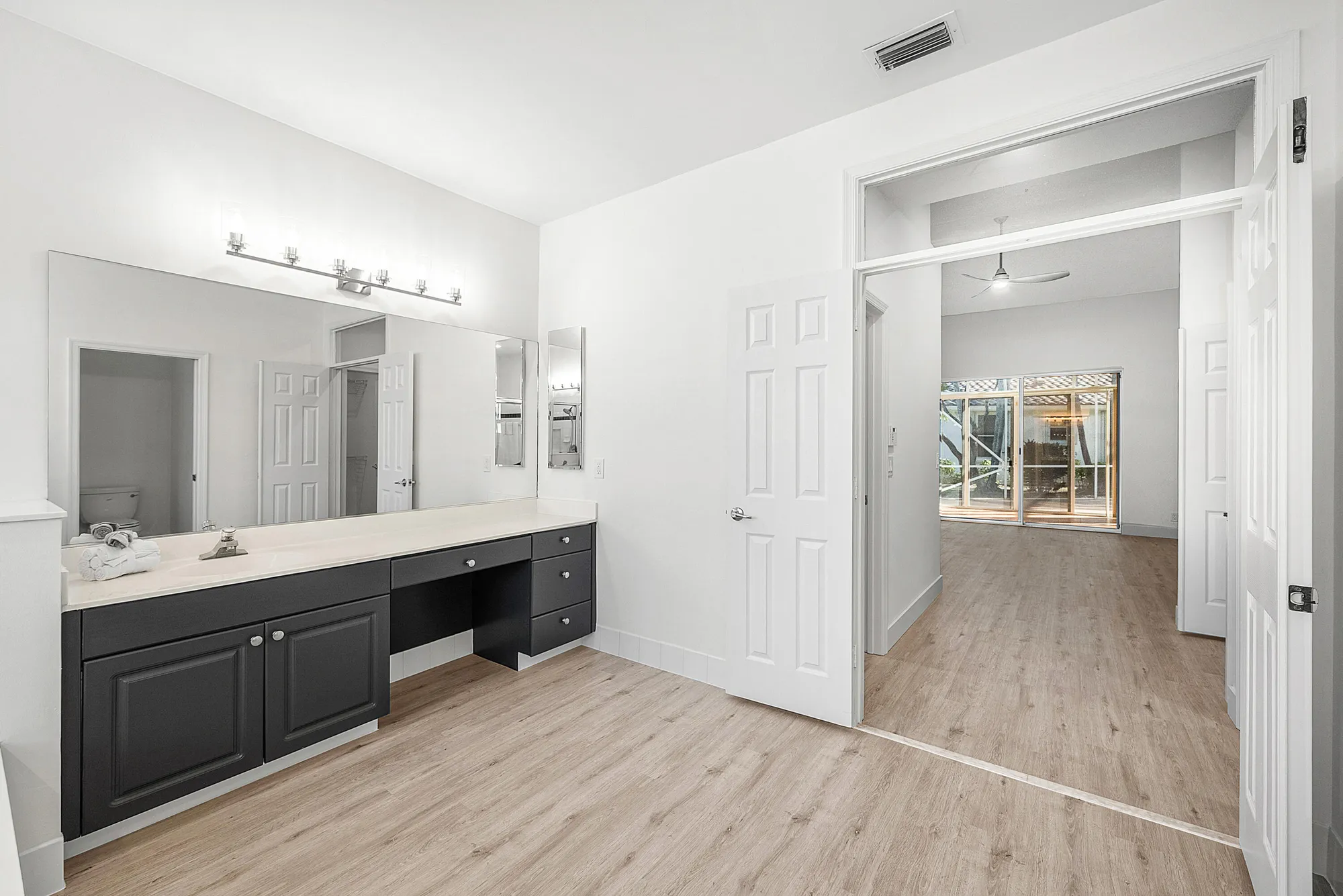 Property Slideshow image 31 of 77 | 8706 rothbury ln, Boynton Beach, FL, 33472