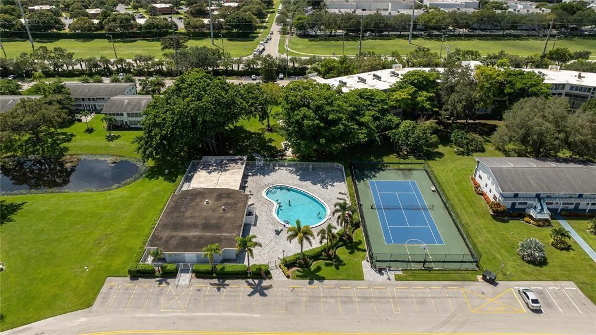 Property Slideshow image 2 of 2 | 3027 newport h # 3027, Deerfield Beach, FL, 33442