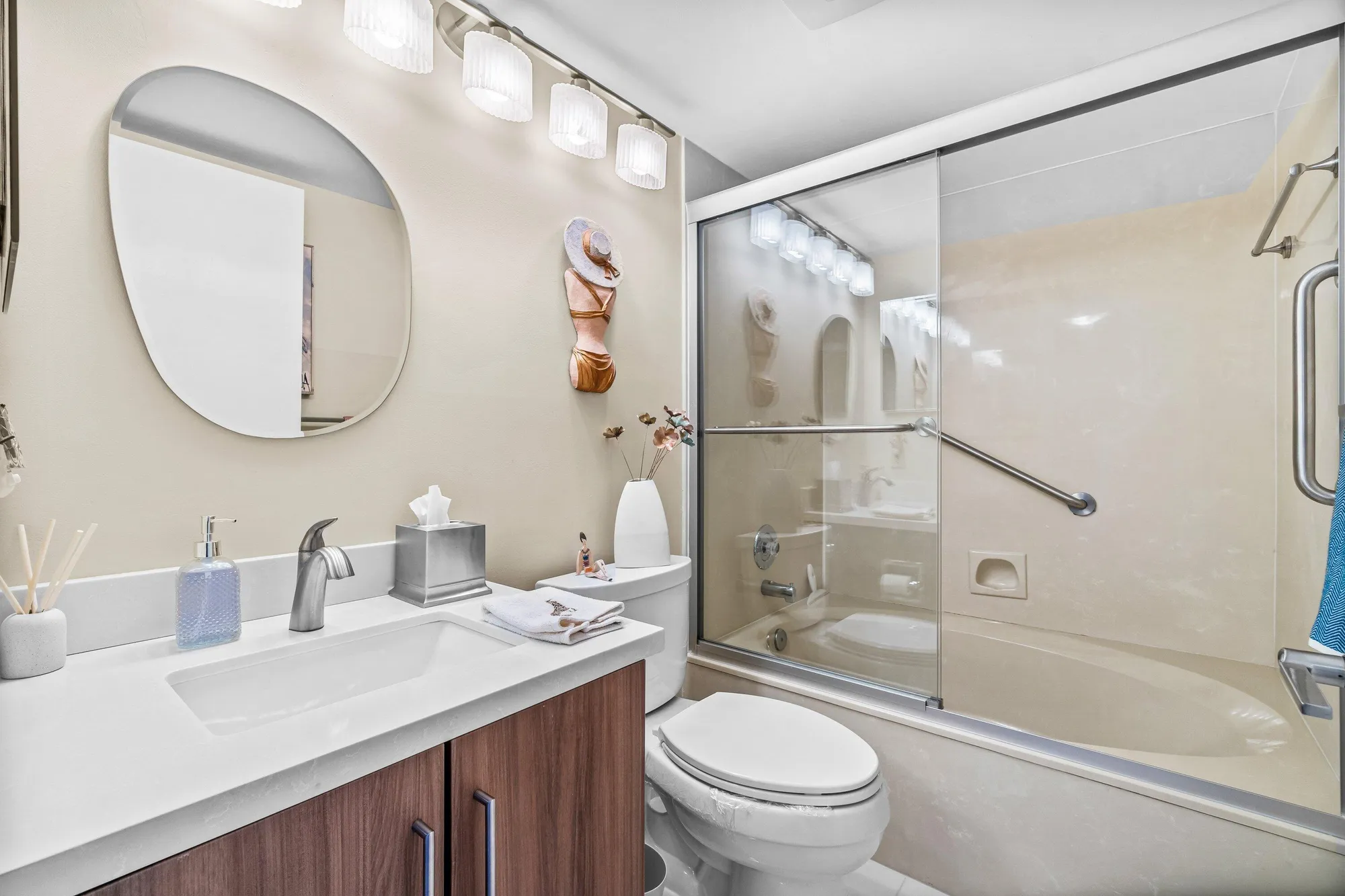 Property Slideshow image 23 of 58 | 5186 golfview ct 1914, Delray Beach, FL, 33484