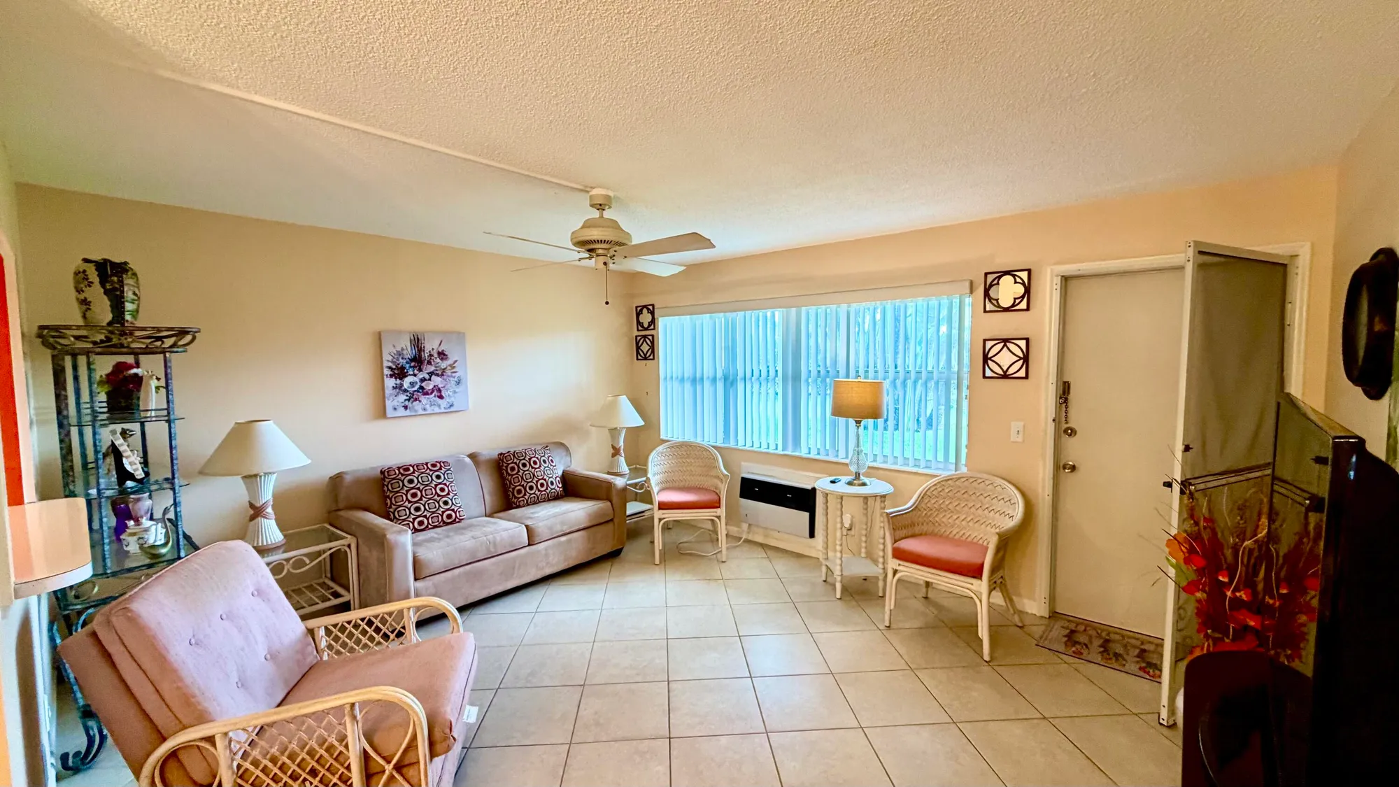 Property Slideshow image 9 of 31 | 480 horizons 110, Boynton Beach, FL, 33435