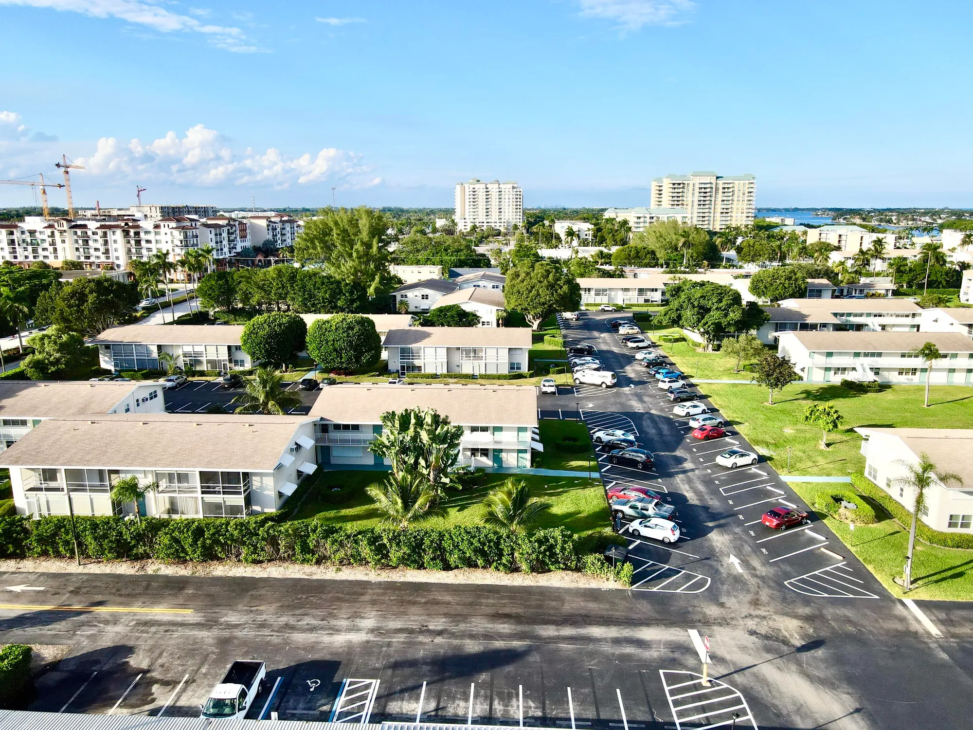 Property Slideshow image 5 of 31 | 480 horizons 110, Boynton Beach, FL, 33435