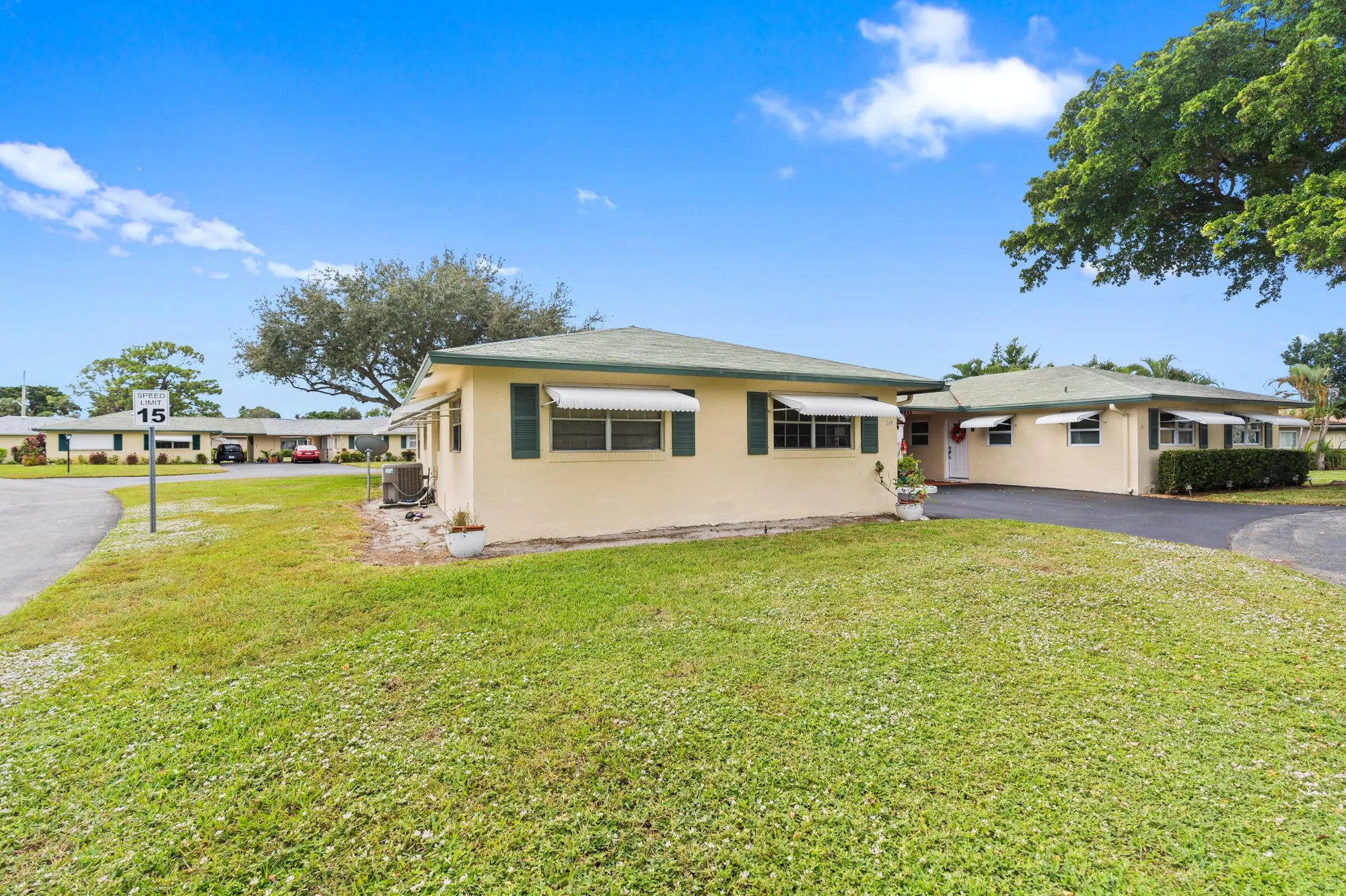 Property Slideshow image 2 of 36 | 249 cardinal ln, Delray Beach, FL, 33445