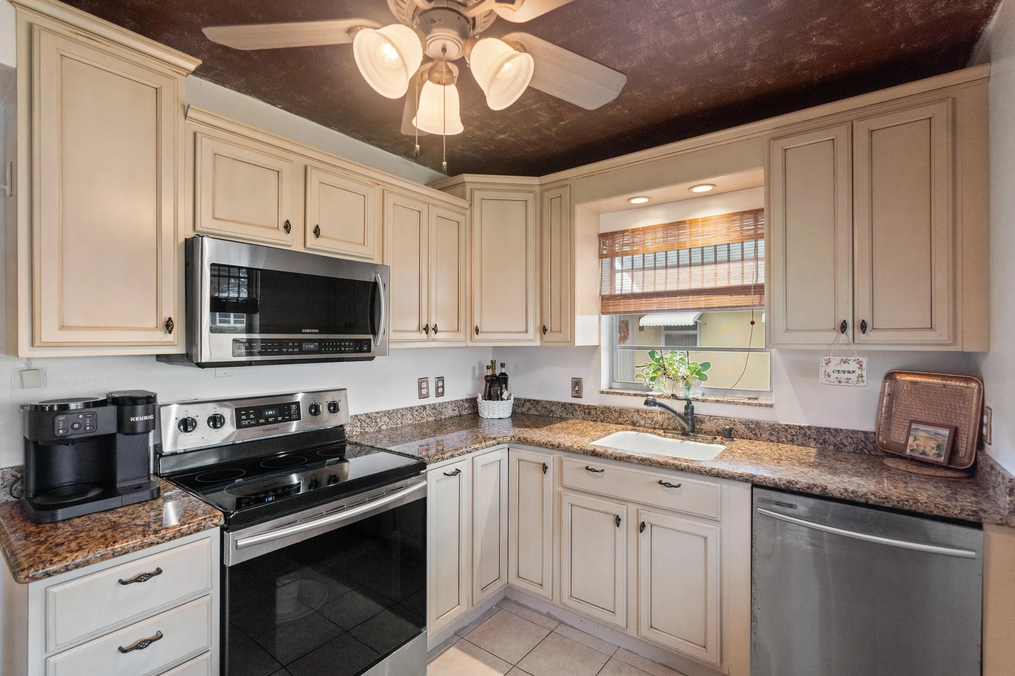 Property Slideshow image 5 of 36 | 249 cardinal ln, Delray Beach, FL, 33445