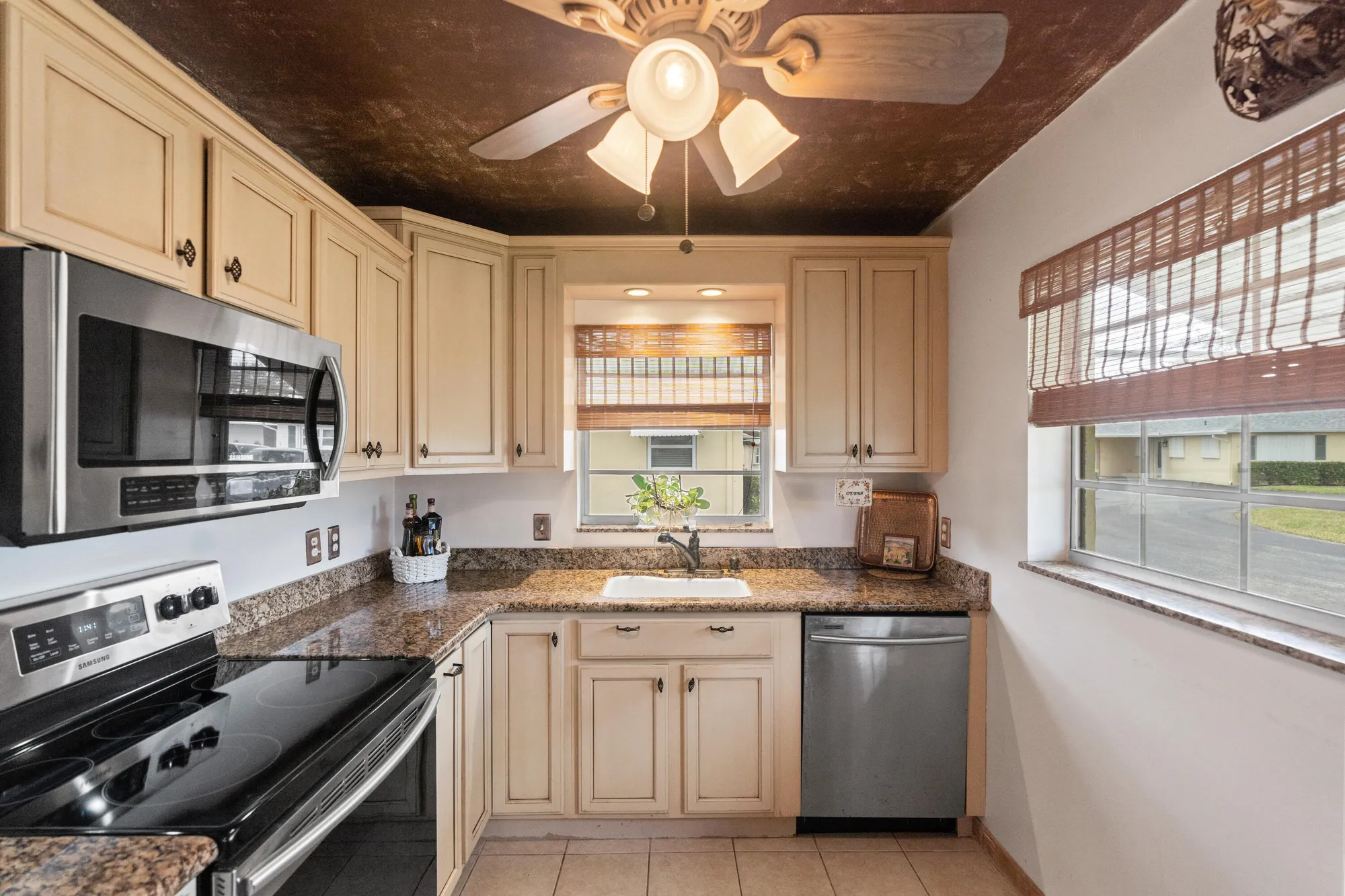 Property Slideshow image 6 of 36 | 249 cardinal ln, Delray Beach, FL, 33445