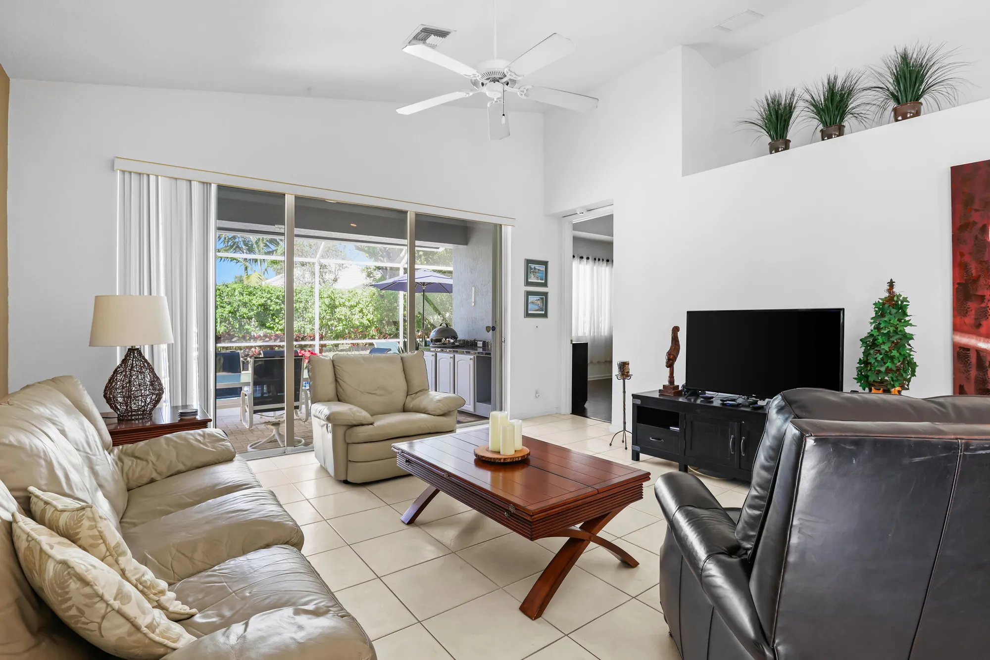 Property Slideshow image 9 of 42 | 9082 bay point cir cir, West Palm Beach, FL, 33411