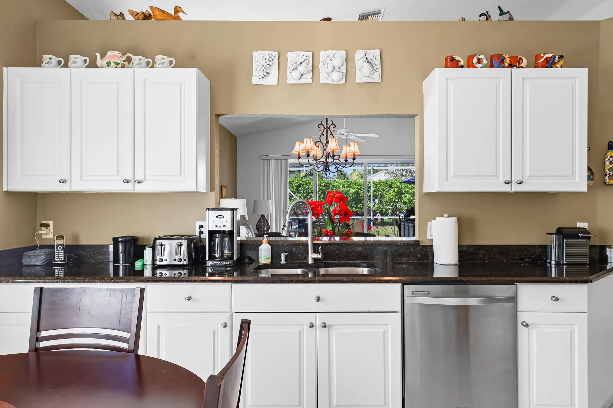 Property Slideshow image 15 of 42 | 9082 bay point cir cir, West Palm Beach, FL, 33411