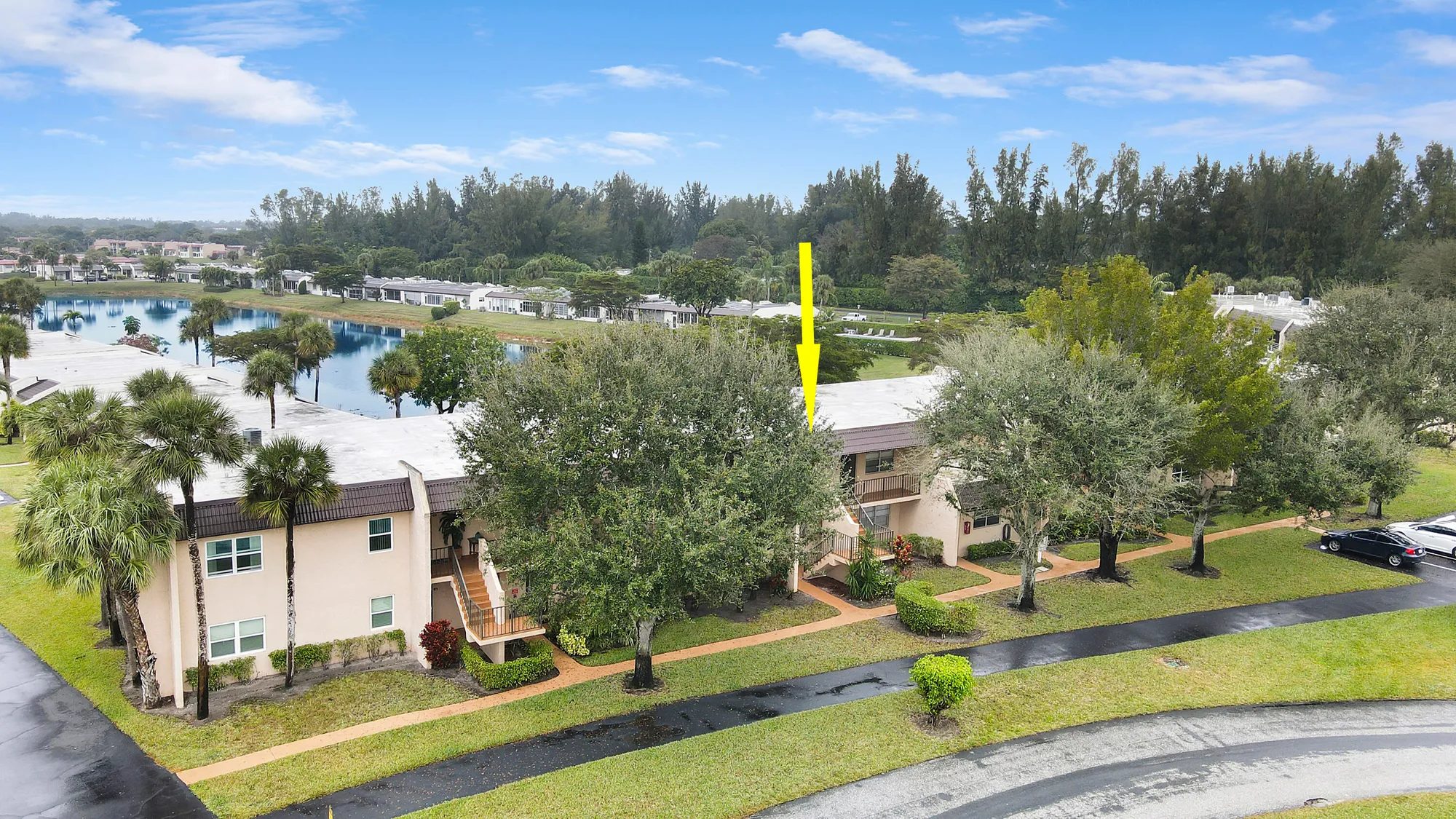 Property Slideshow image 8 of 52 | 120 lake constance dr, West Palm Beach, FL, 33411