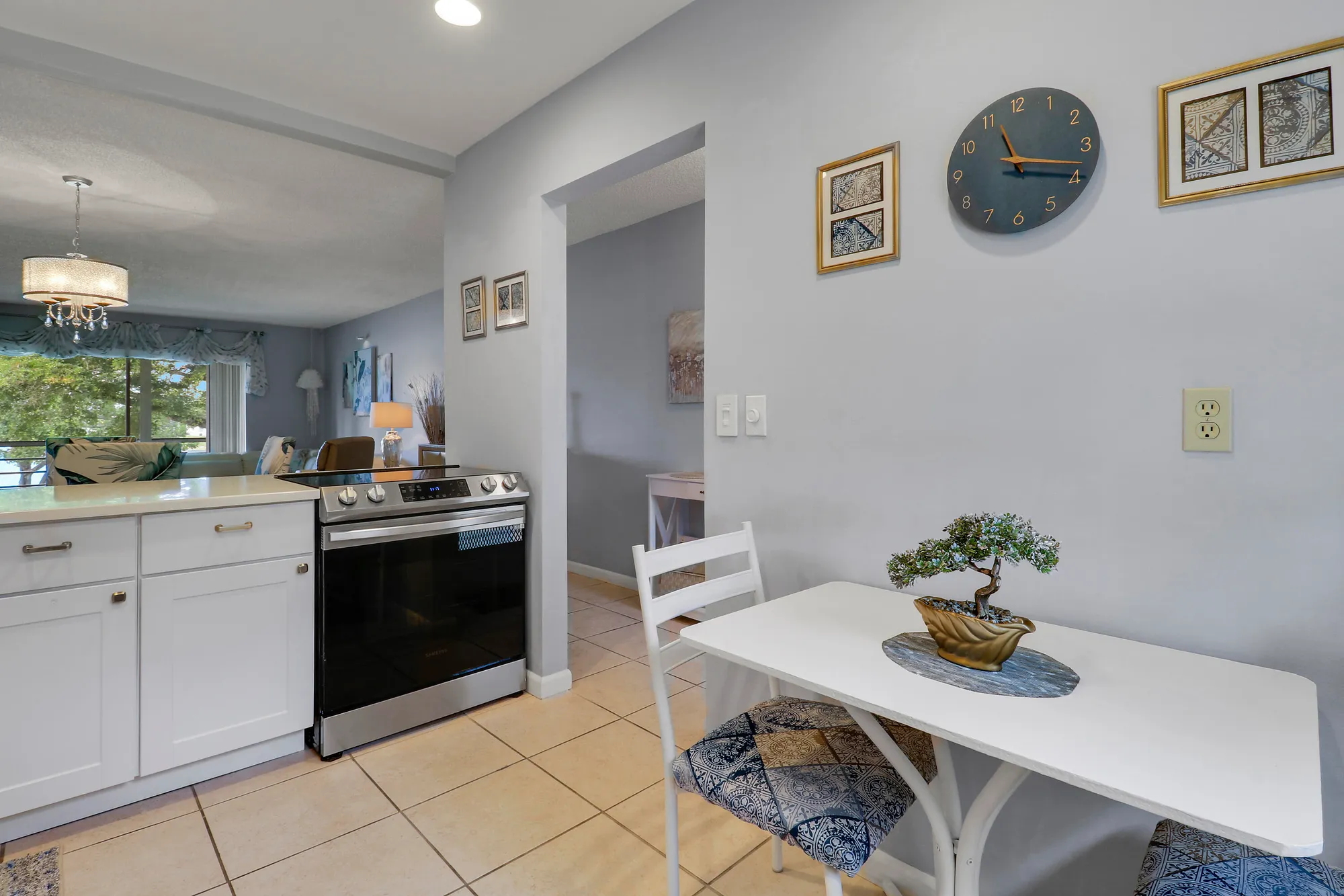 Property Slideshow image 30 of 52 | 120 lake constance dr, West Palm Beach, FL, 33411