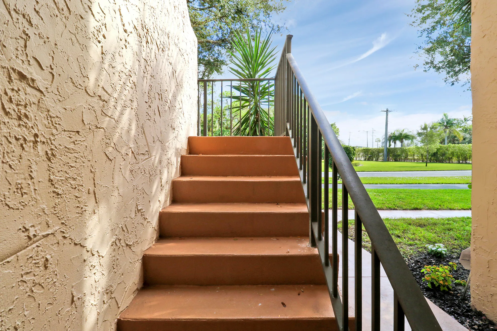 Property Slideshow image 23 of 52 | 120 lake constance dr, West Palm Beach, FL, 33411