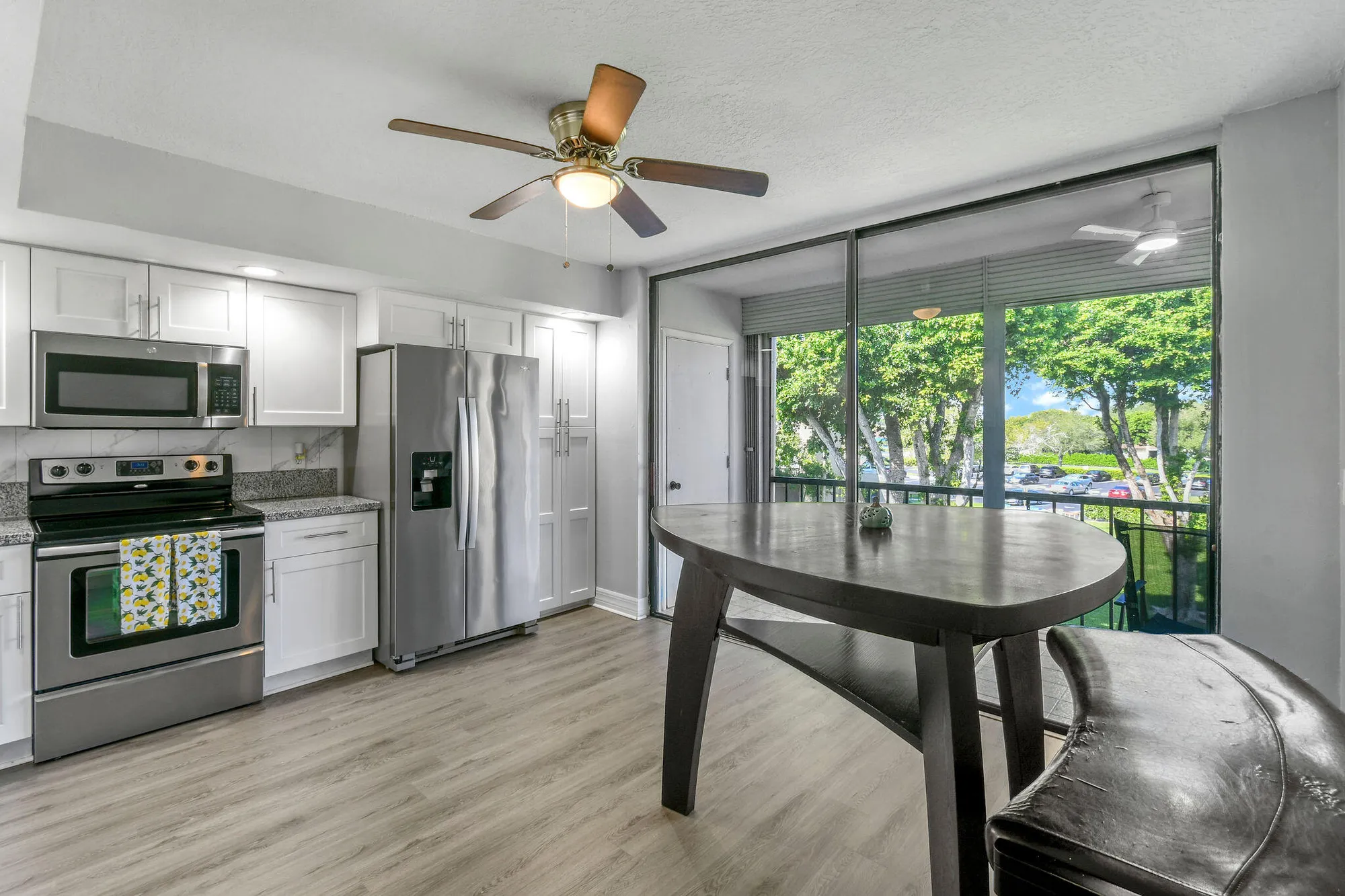 Property Slideshow image 7 of 47 | 5160 las verdes cir apt 314, Delray Beach, FL, 33484