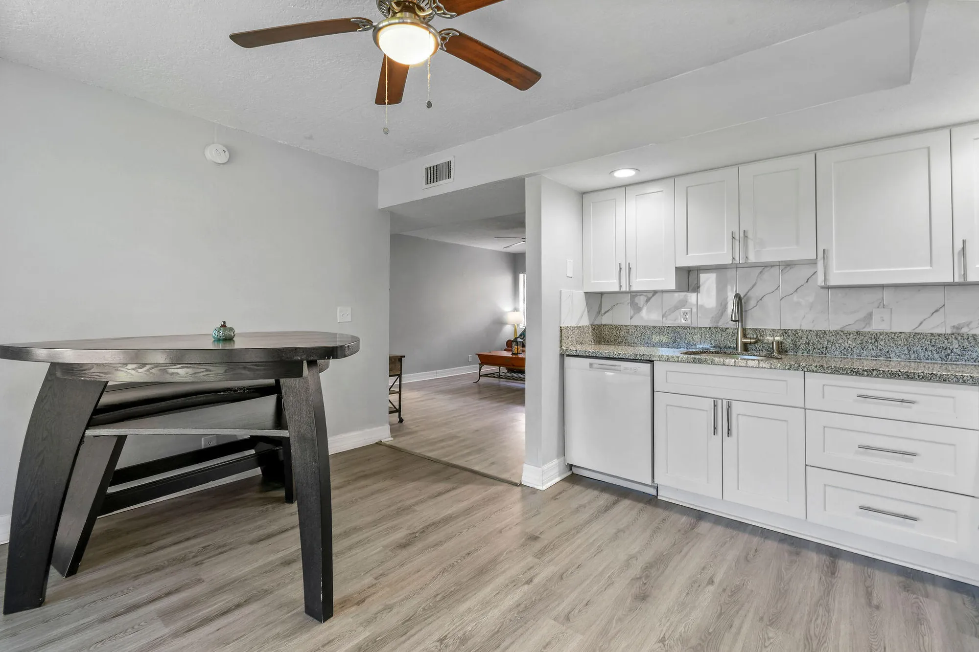 Property Slideshow image 10 of 47 | 5160 las verdes cir apt 314, Delray Beach, FL, 33484