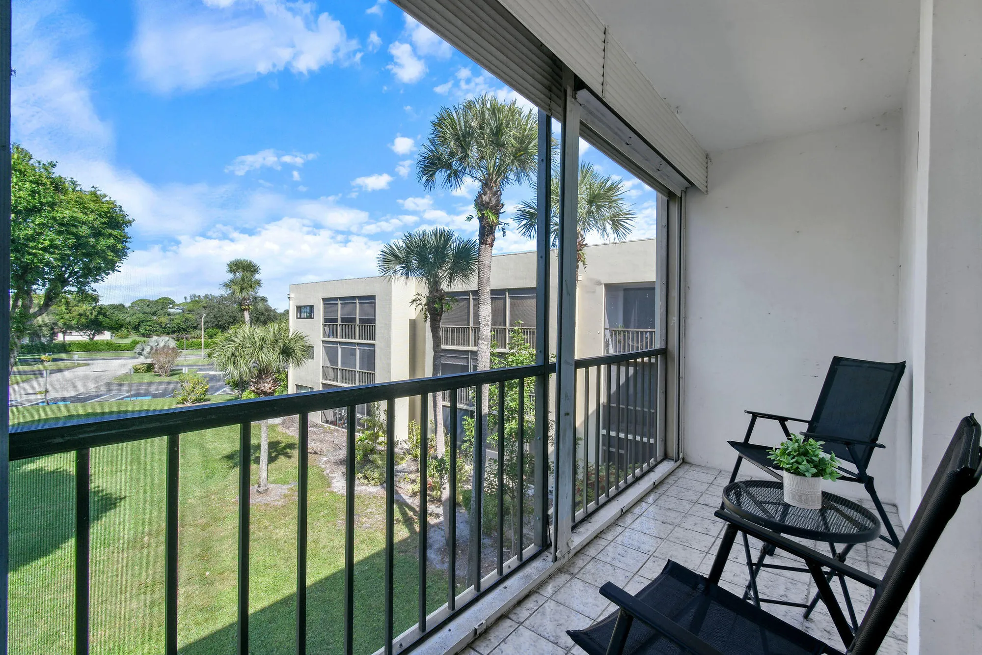 Property Slideshow image 28 of 47 | 5160 las verdes cir apt 314, Delray Beach, FL, 33484