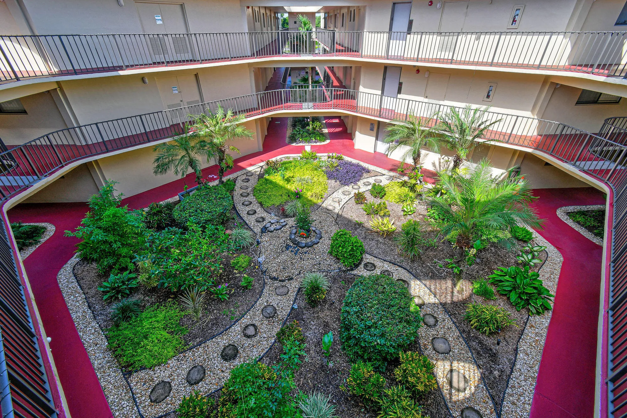 Property Slideshow image 33 of 47 | 5160 las verdes cir apt 314, Delray Beach, FL, 33484