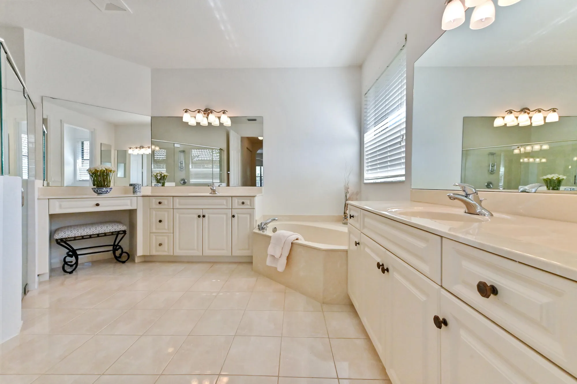 Property Slideshow image 14 of 43 | 7783 via grande, Boynton Beach, FL, 33437