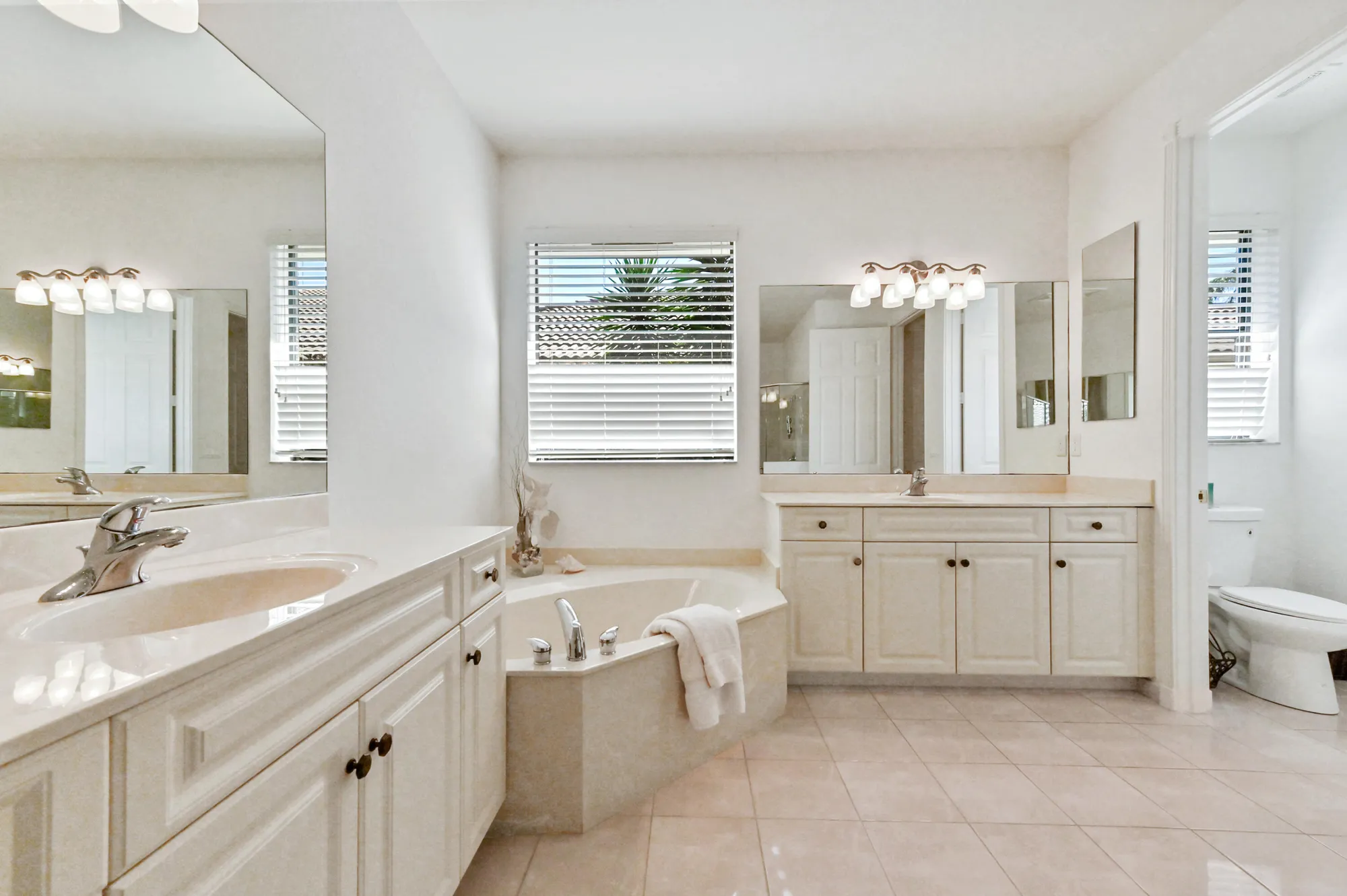 Property Slideshow image 13 of 43 | 7783 via grande, Boynton Beach, FL, 33437