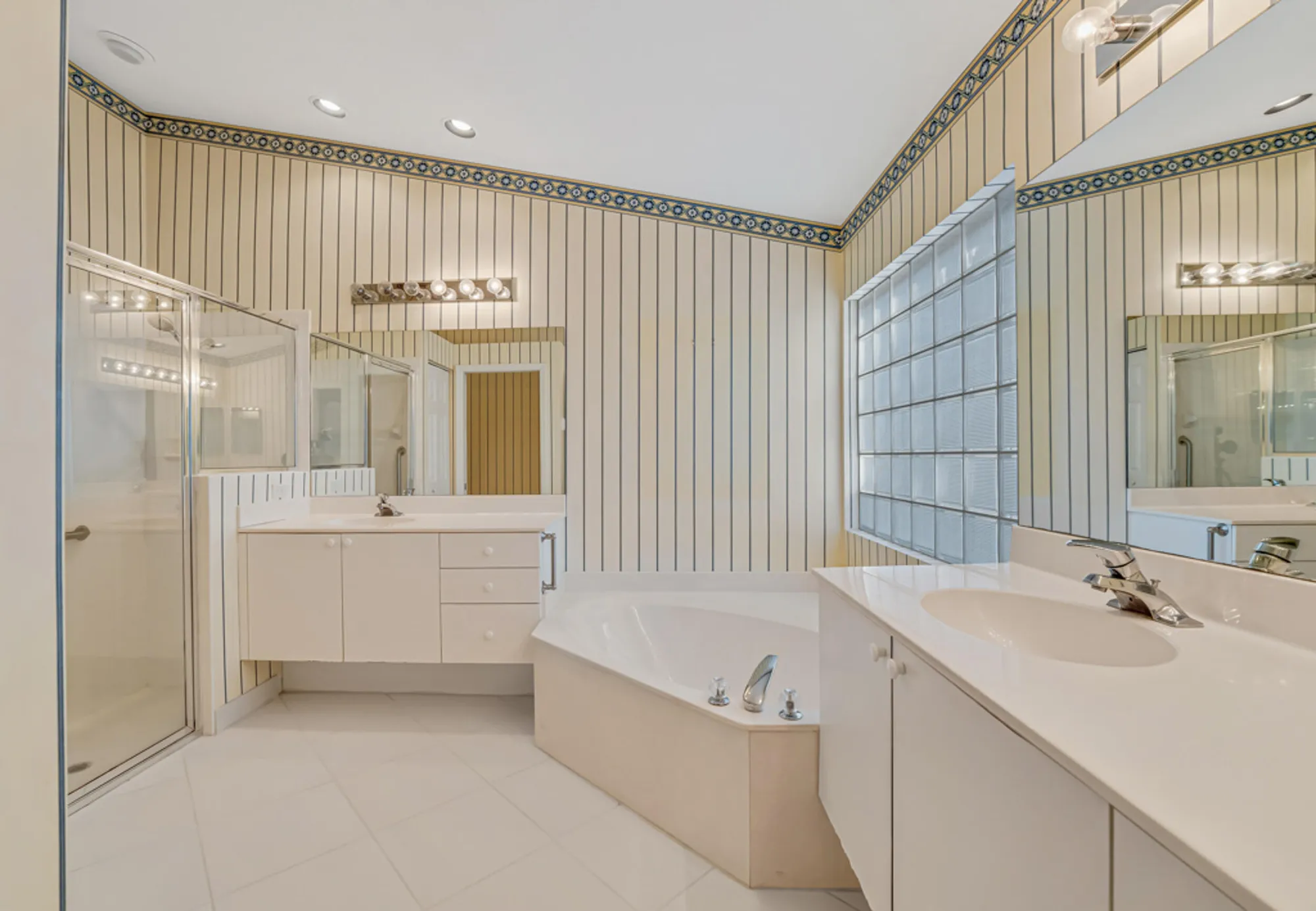 Property Slideshow image 28 of 63 | 13845 via tivoli, Delray Beach, FL, 33446