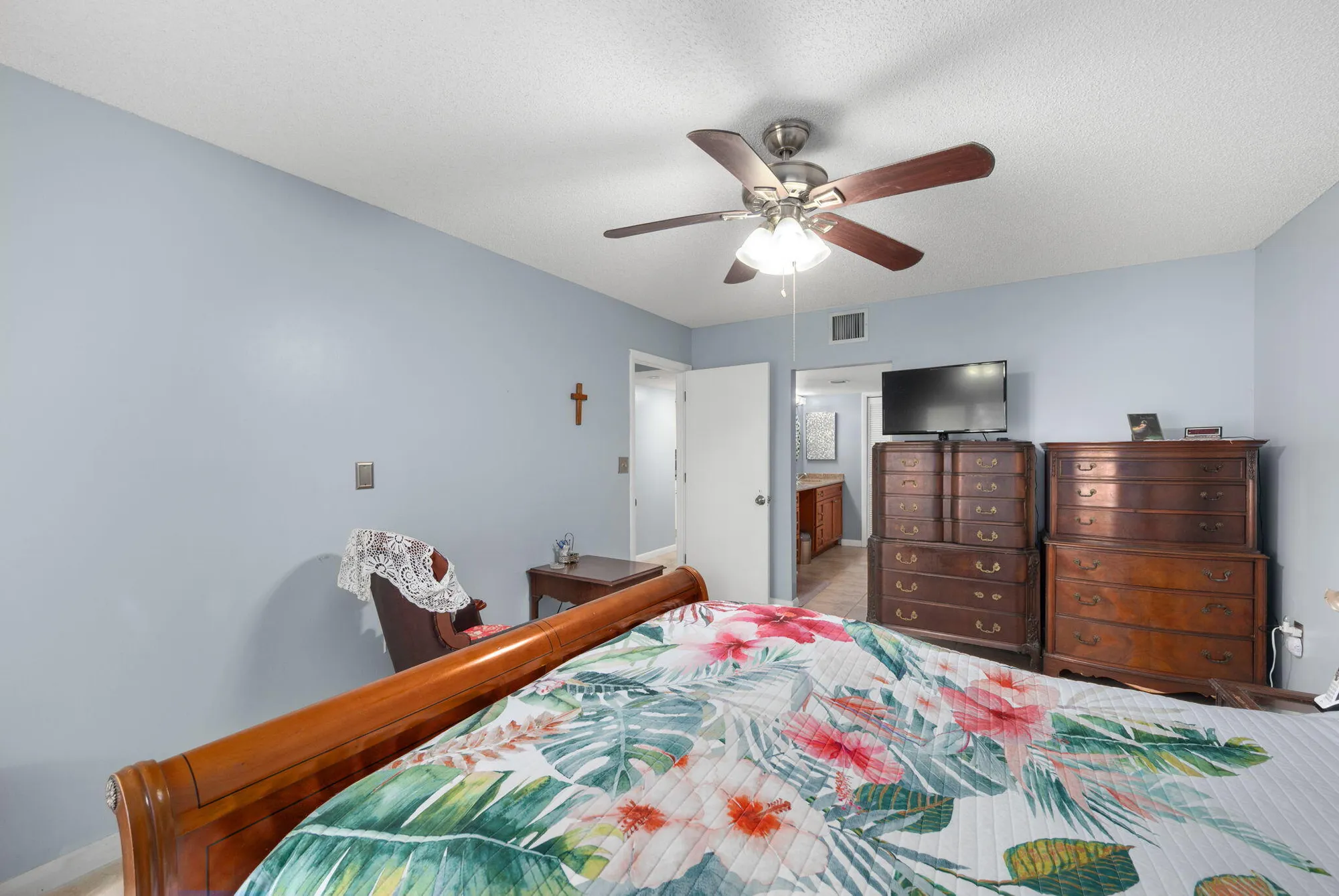 Property Slideshow image 18 of 29 | 9460 meadowood dr apt 103, Fort Pierce, FL, 34951